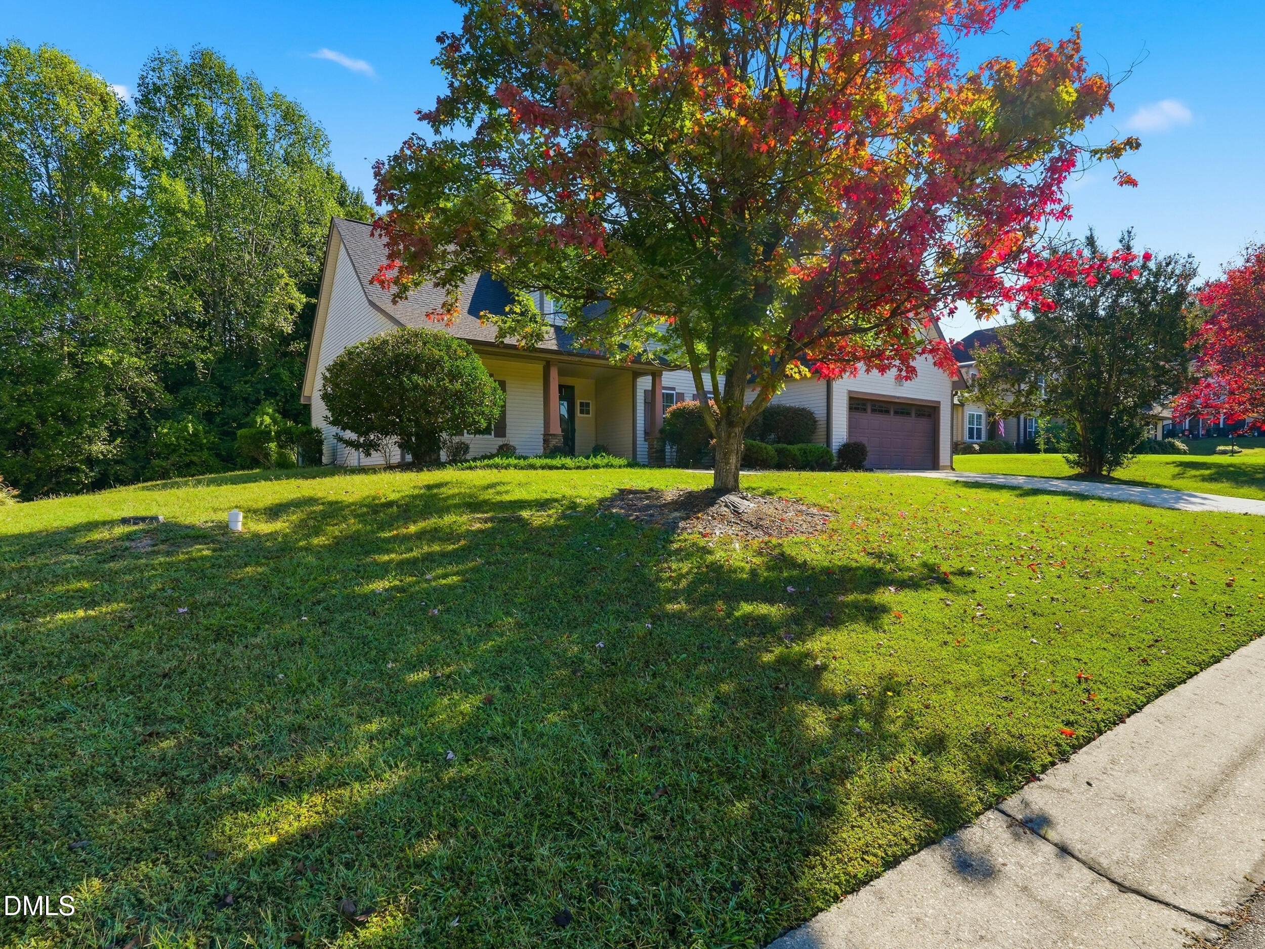 1405 Moores Creek Drive Property Photo 2