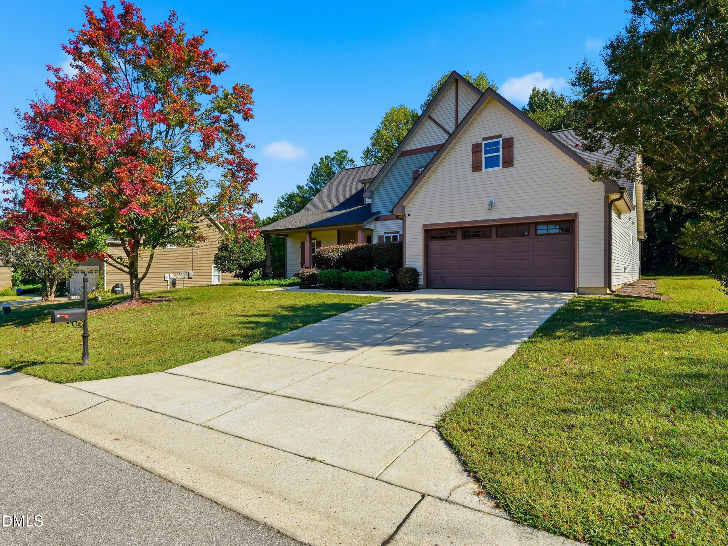 1405 Moores Creek Drive Property Photo 3