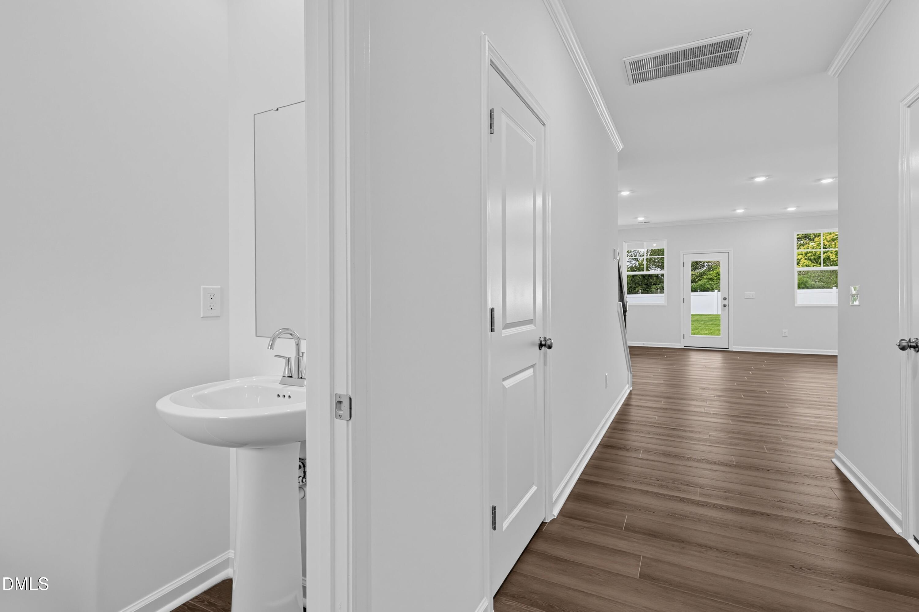 228 Blossom Field Way Property Photo 4