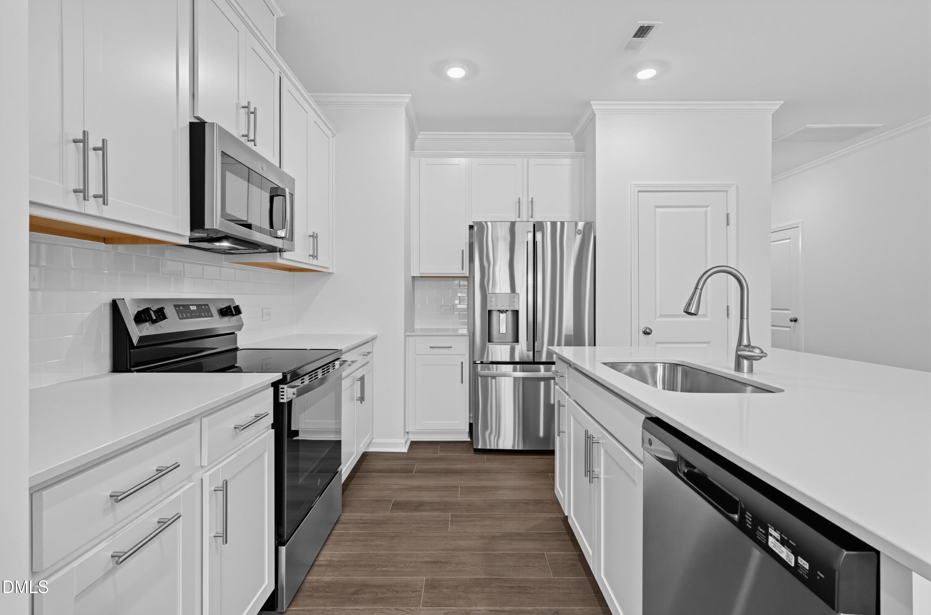 228 Blossom Field Way Property Photo 8