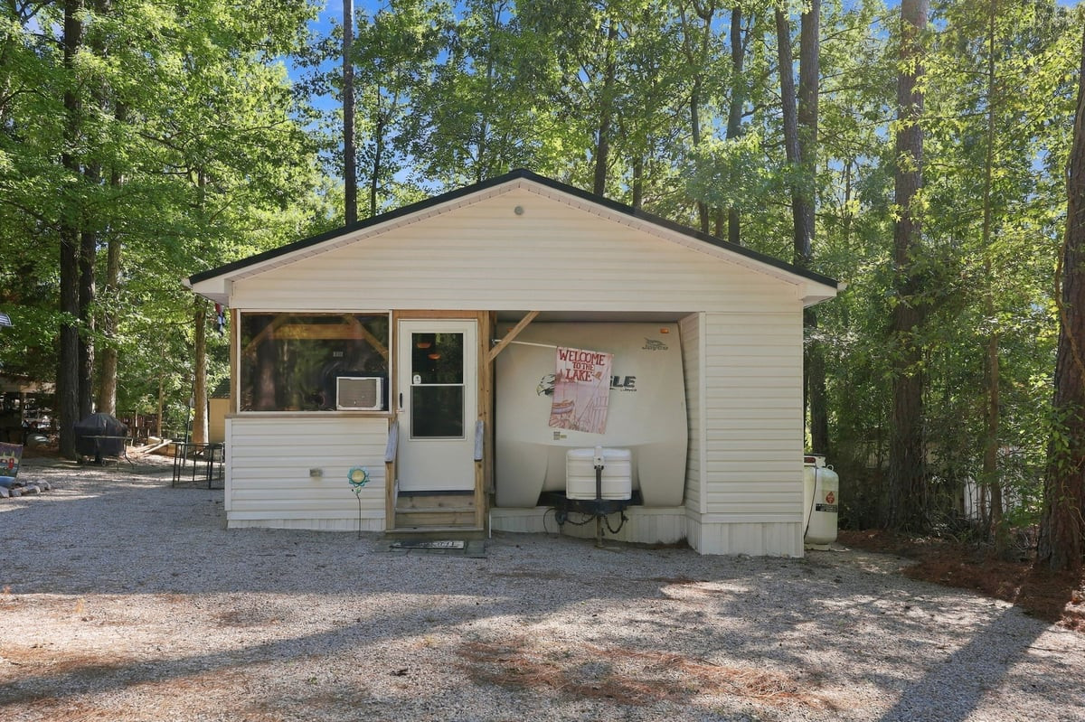 118 Geronimo Drive Property Photo 2