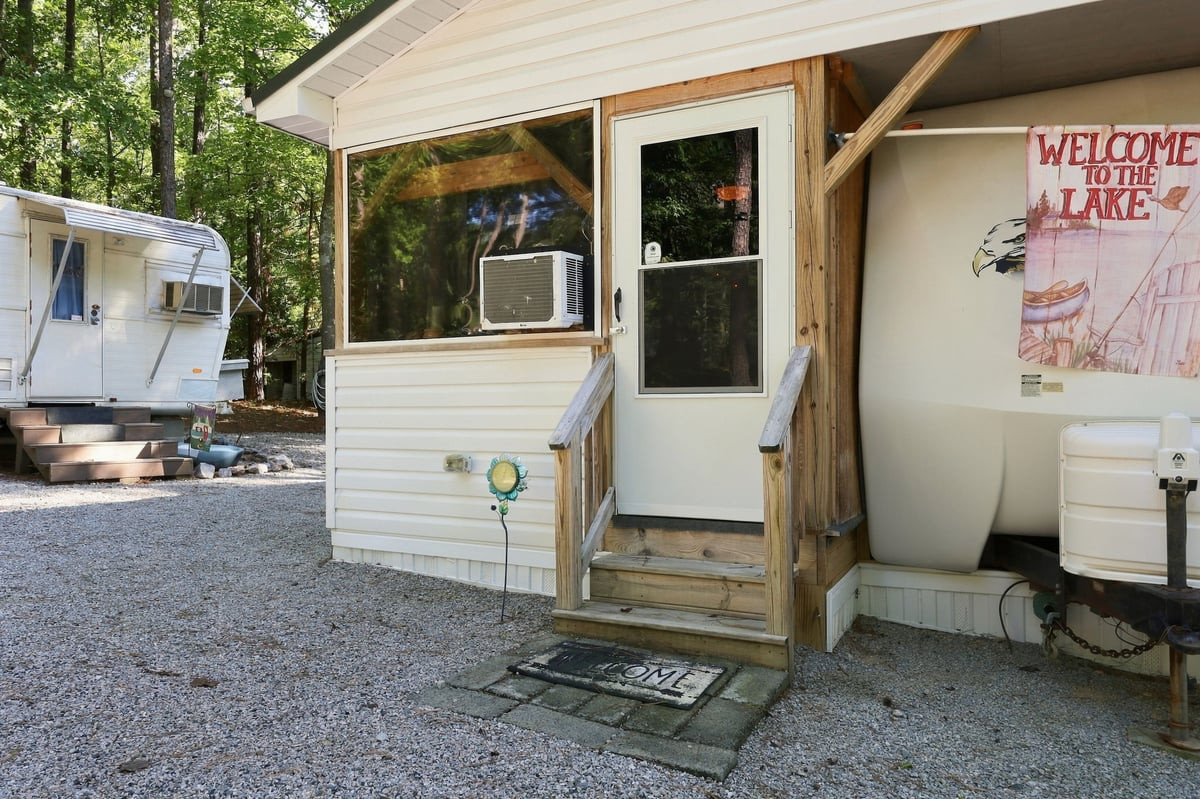 118 Geronimo Drive Property Photo 5