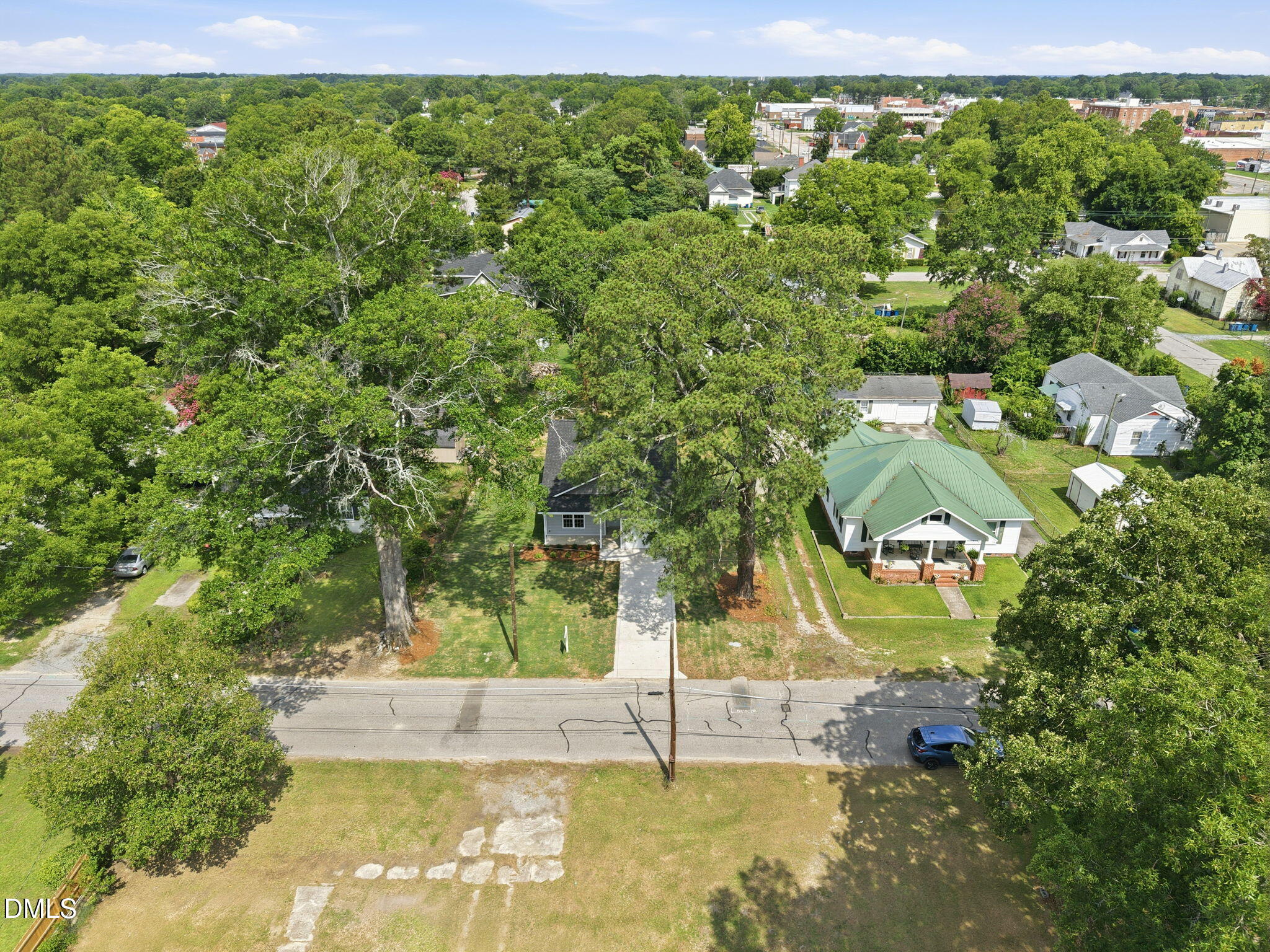 306 S Washington Avenue Property Photo 6