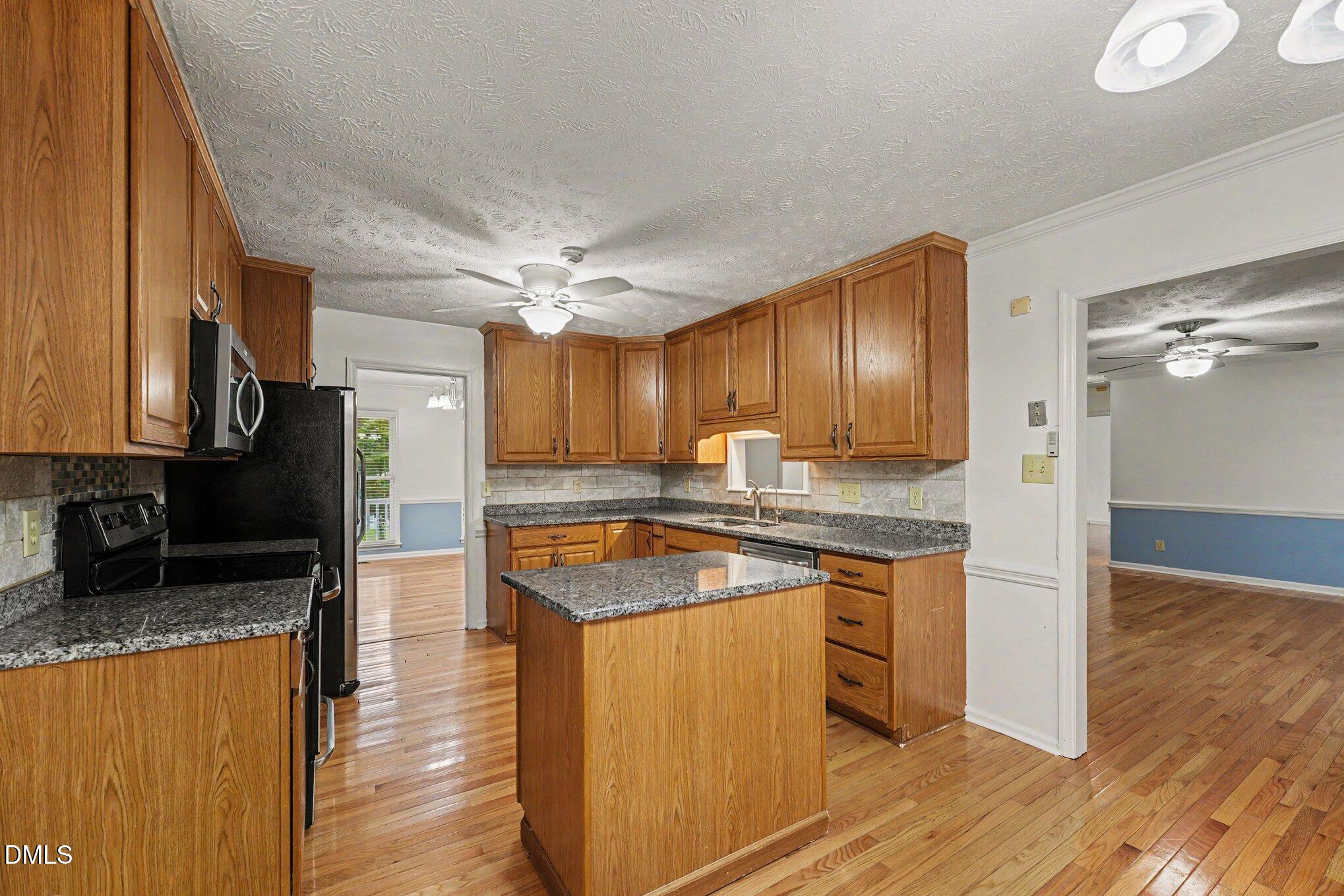 1987 Penrose Drive Property Photo 10