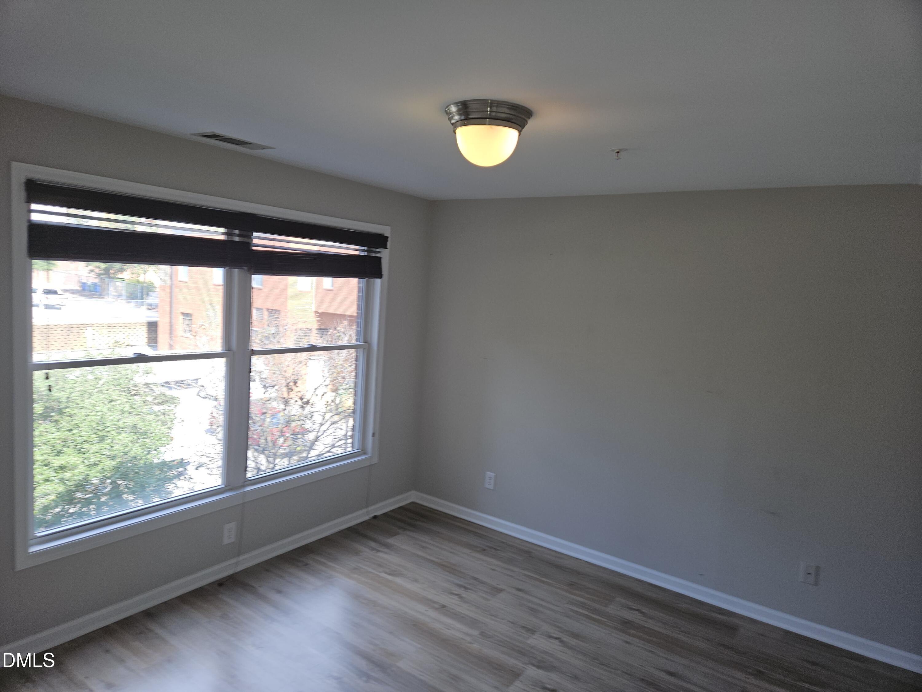 320 W Martin Street 204 Property Photo 8