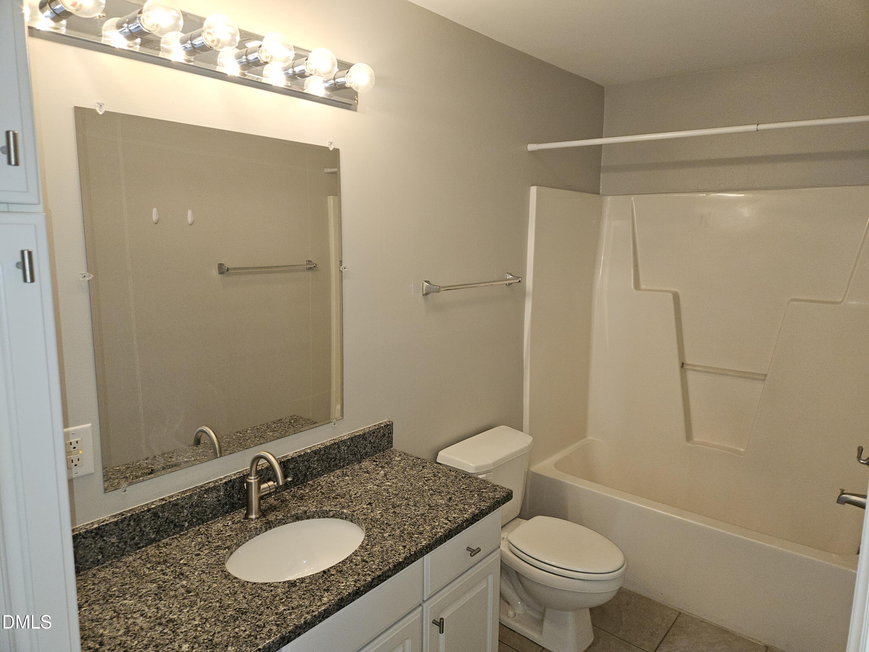 320 W Martin Street 204 Property Photo 14