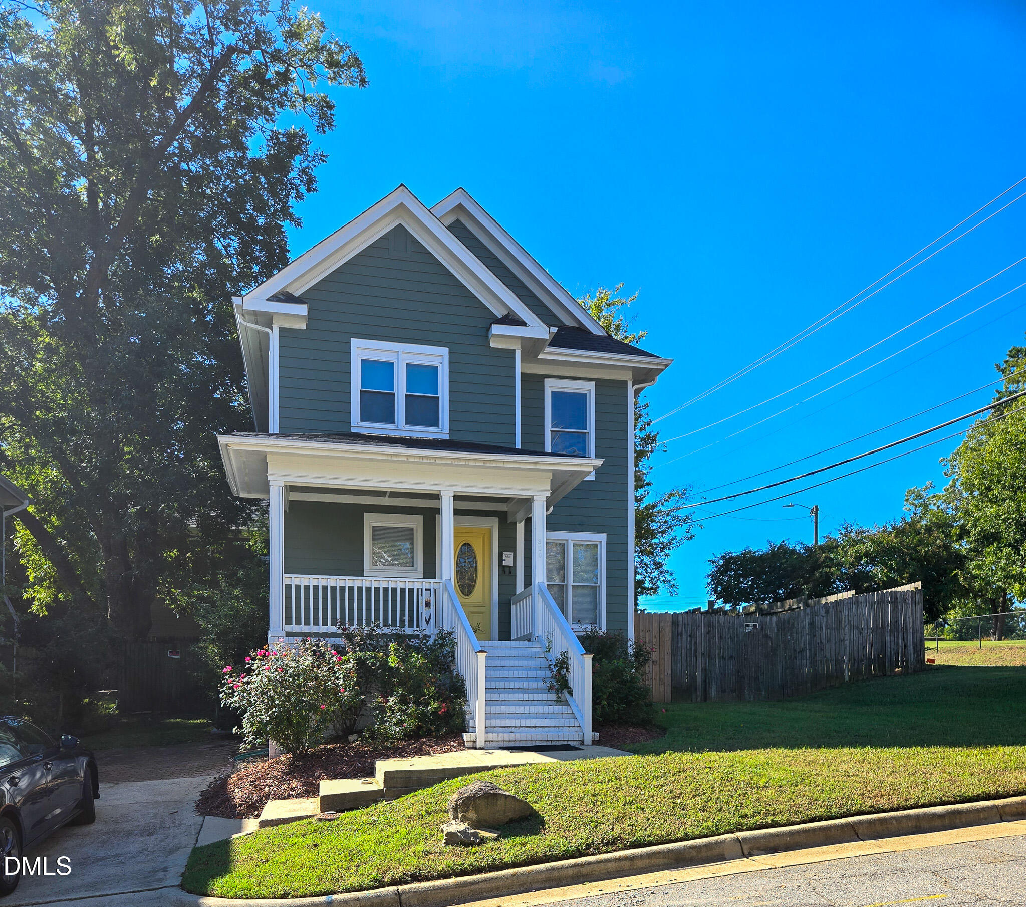 300 Worth Street Property Photo 1