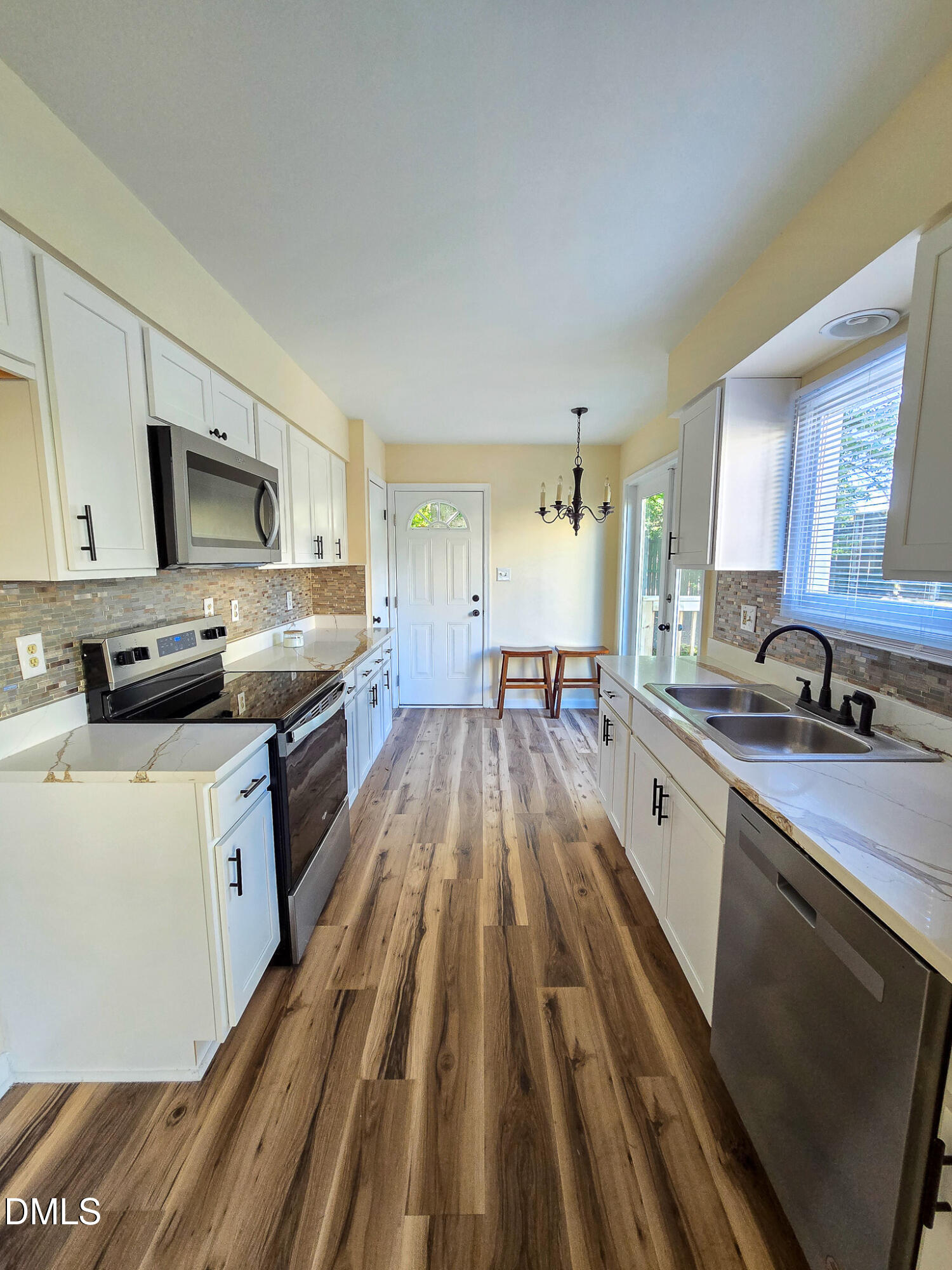 300 Worth Street Property Photo 9