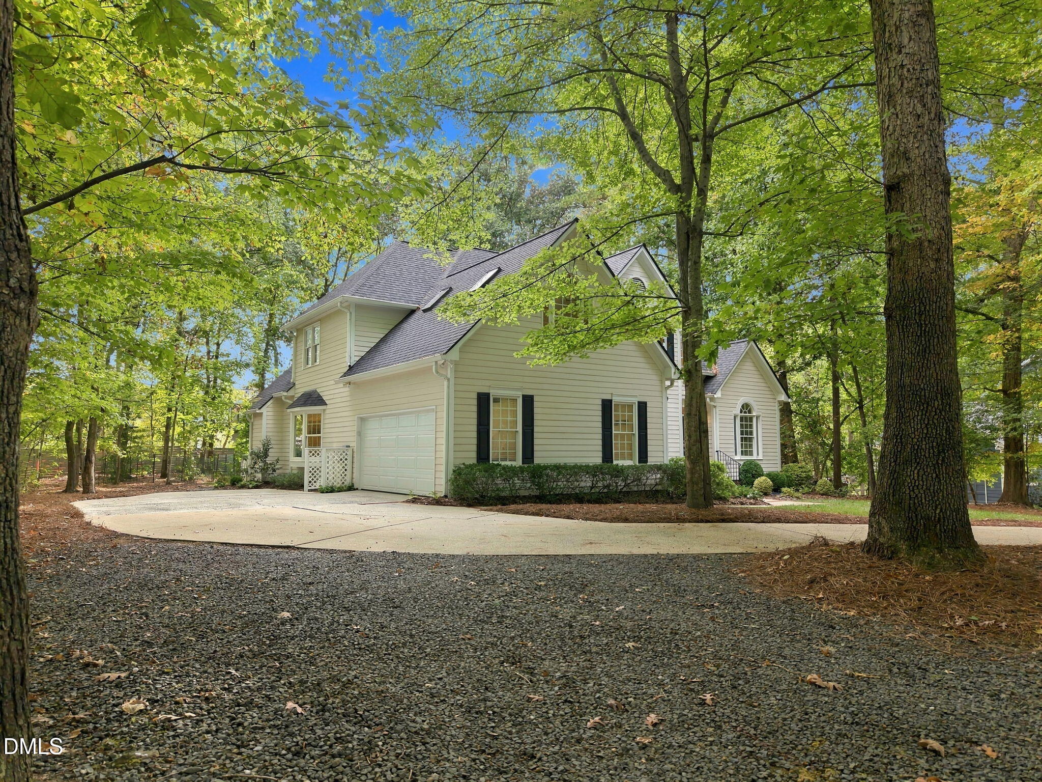 203 Huntington Drive Property Photo 6