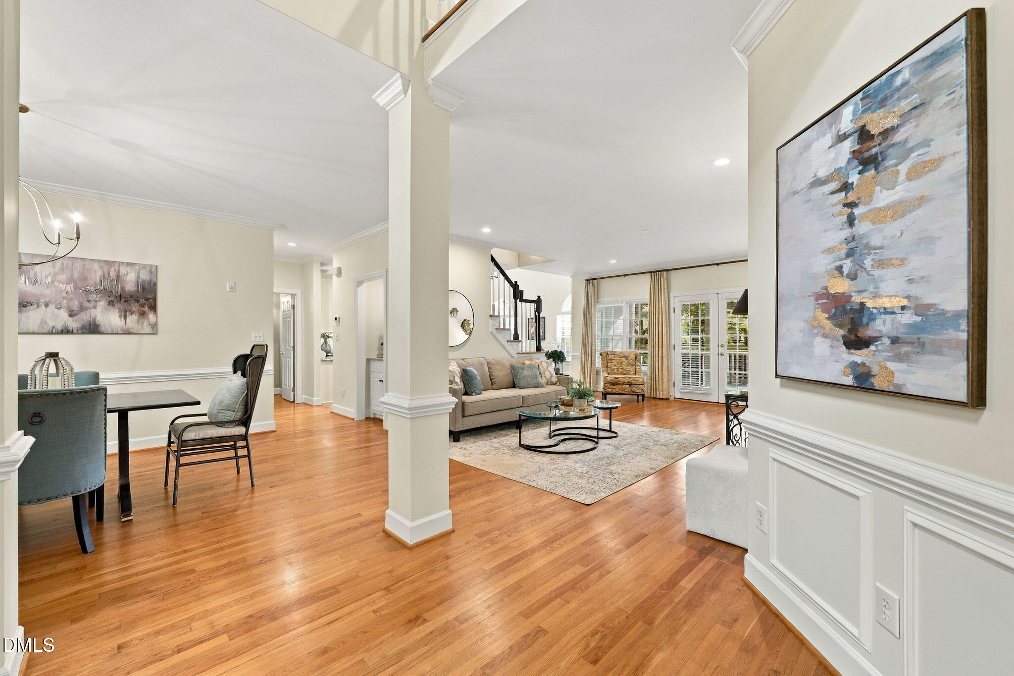 203 Huntington Drive Property Photo 8