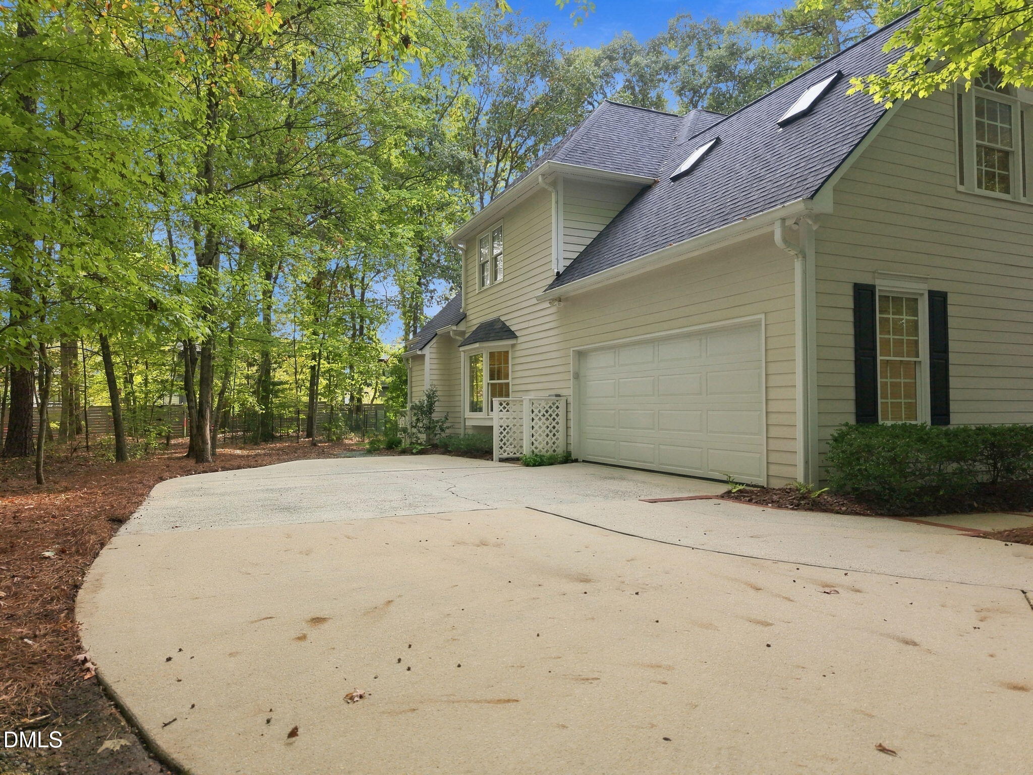 203 Huntington Drive Property Photo 60