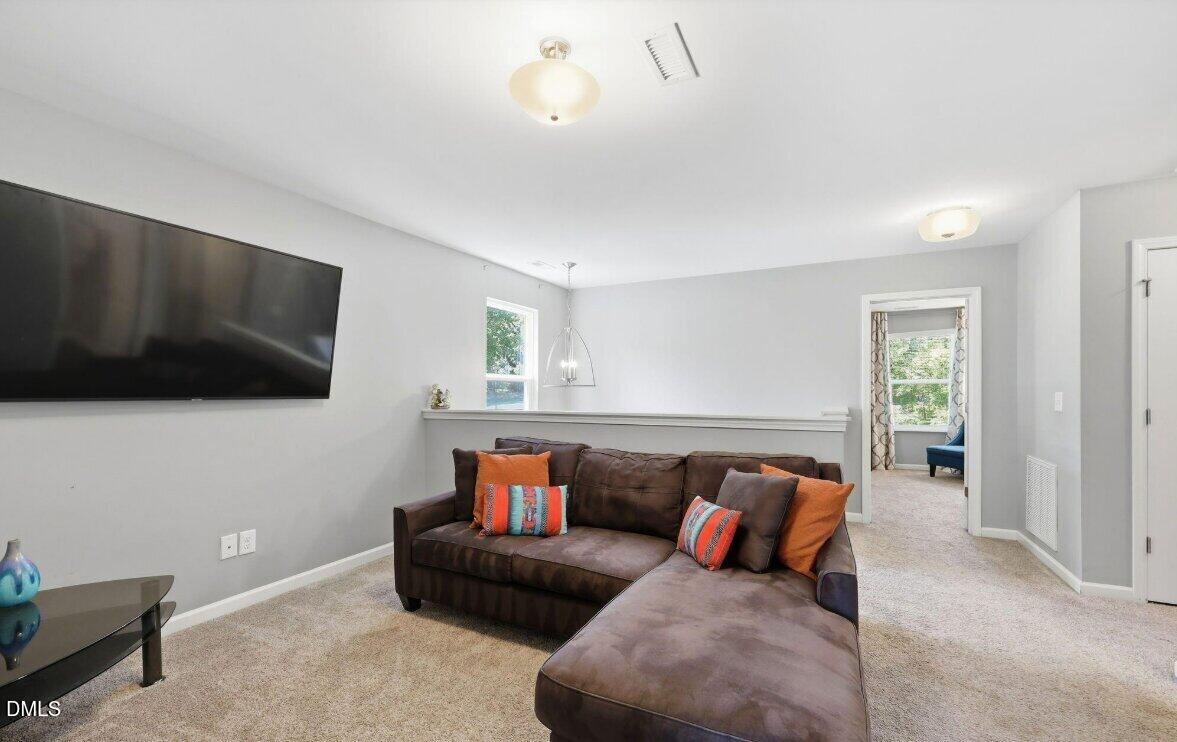 648 Rockbank Loop Property Photo 35