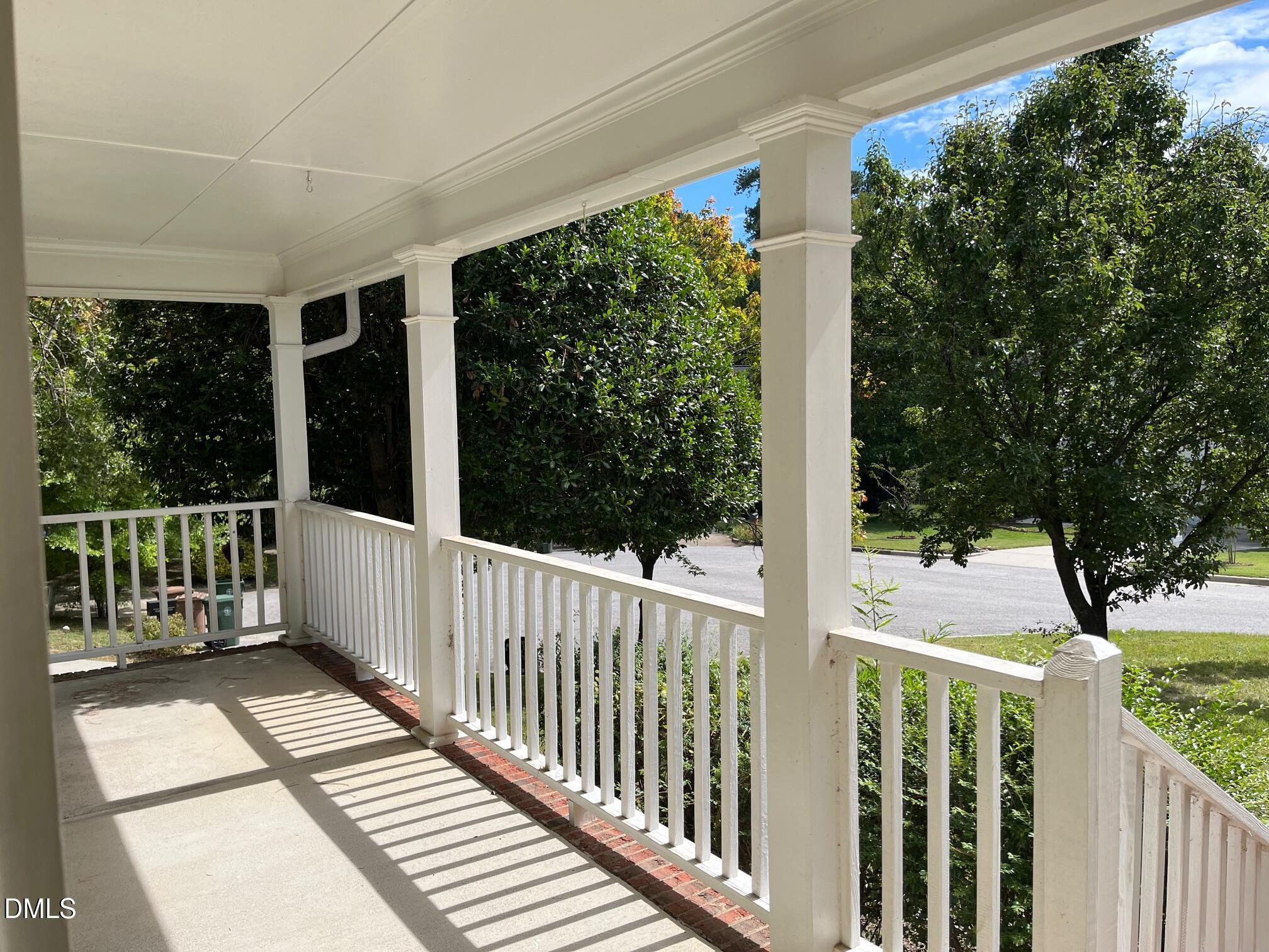 101 Cockleshell Court Property Photo 2