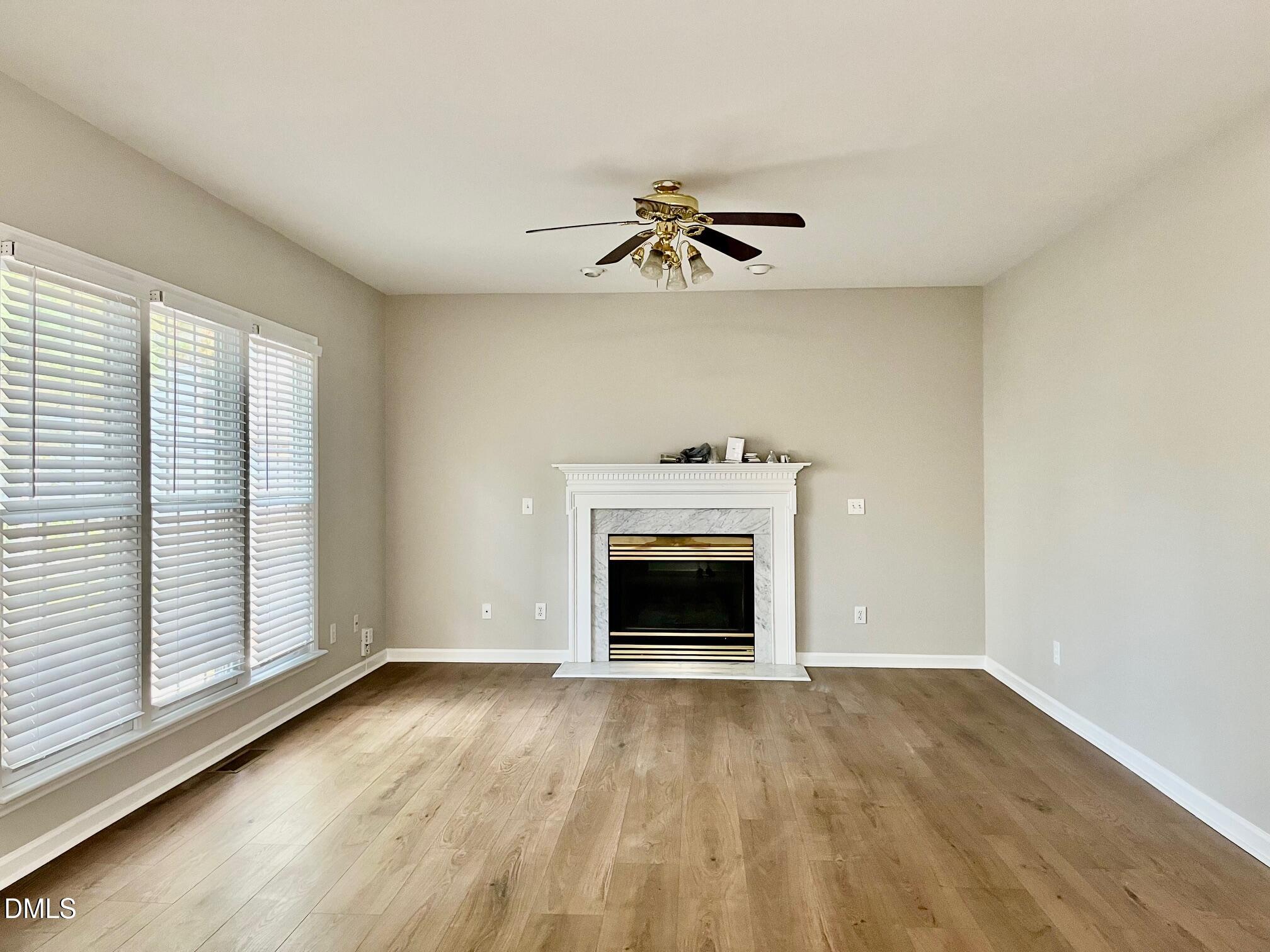 101 Cockleshell Court Property Photo 6