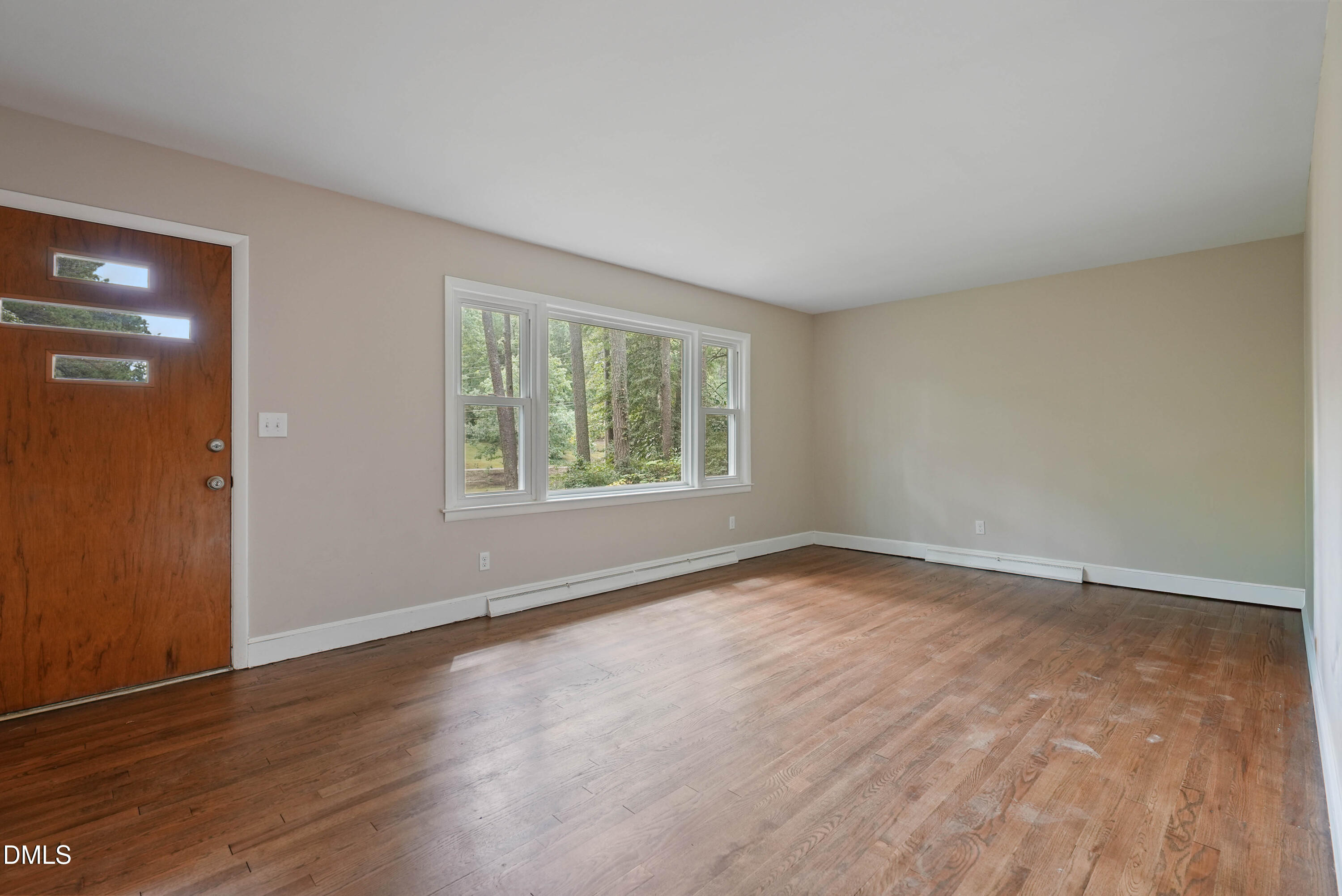 2010 N Shoreline Drive Property Photo 3