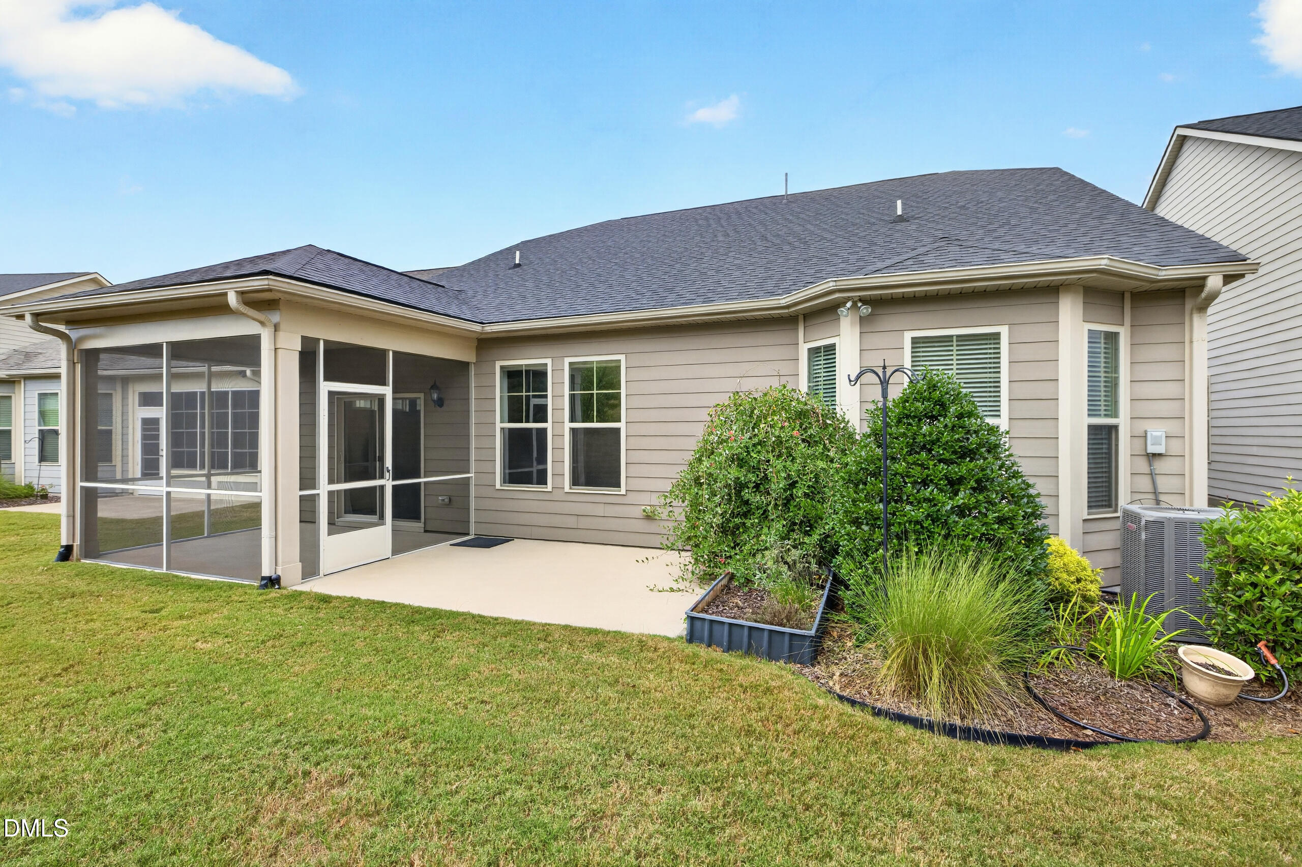 1049 Steinbeck Drive Property Photo 35