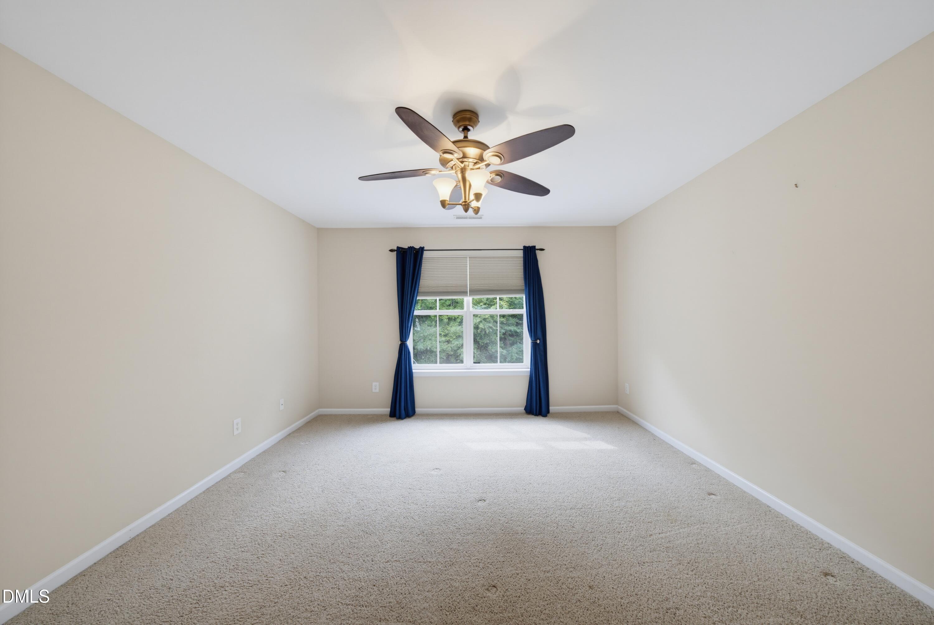 2828 Casona Way Property Photo 34