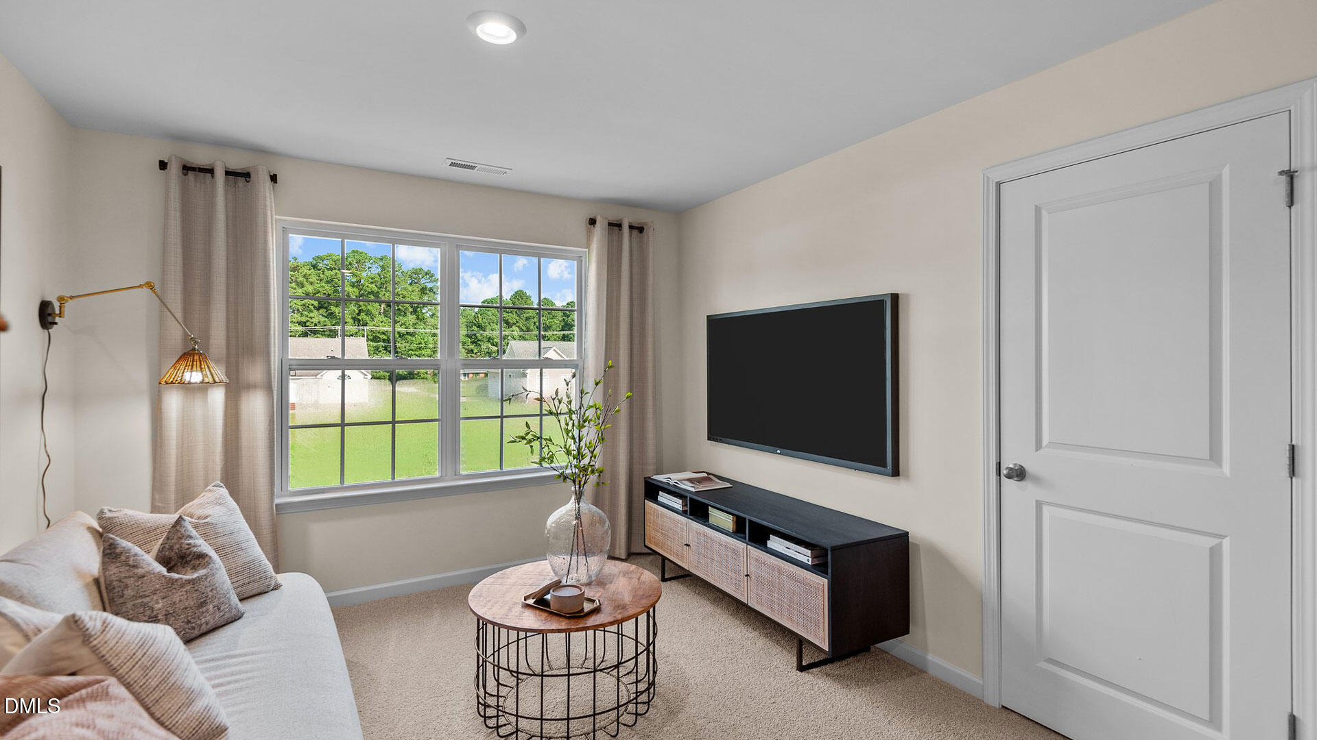 5208 Seckel Street Property Photo 14