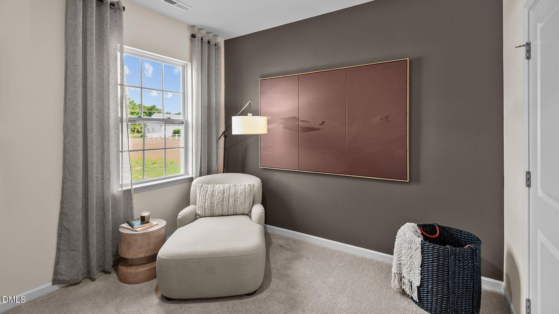 5208 Seckel Street Property Photo 15