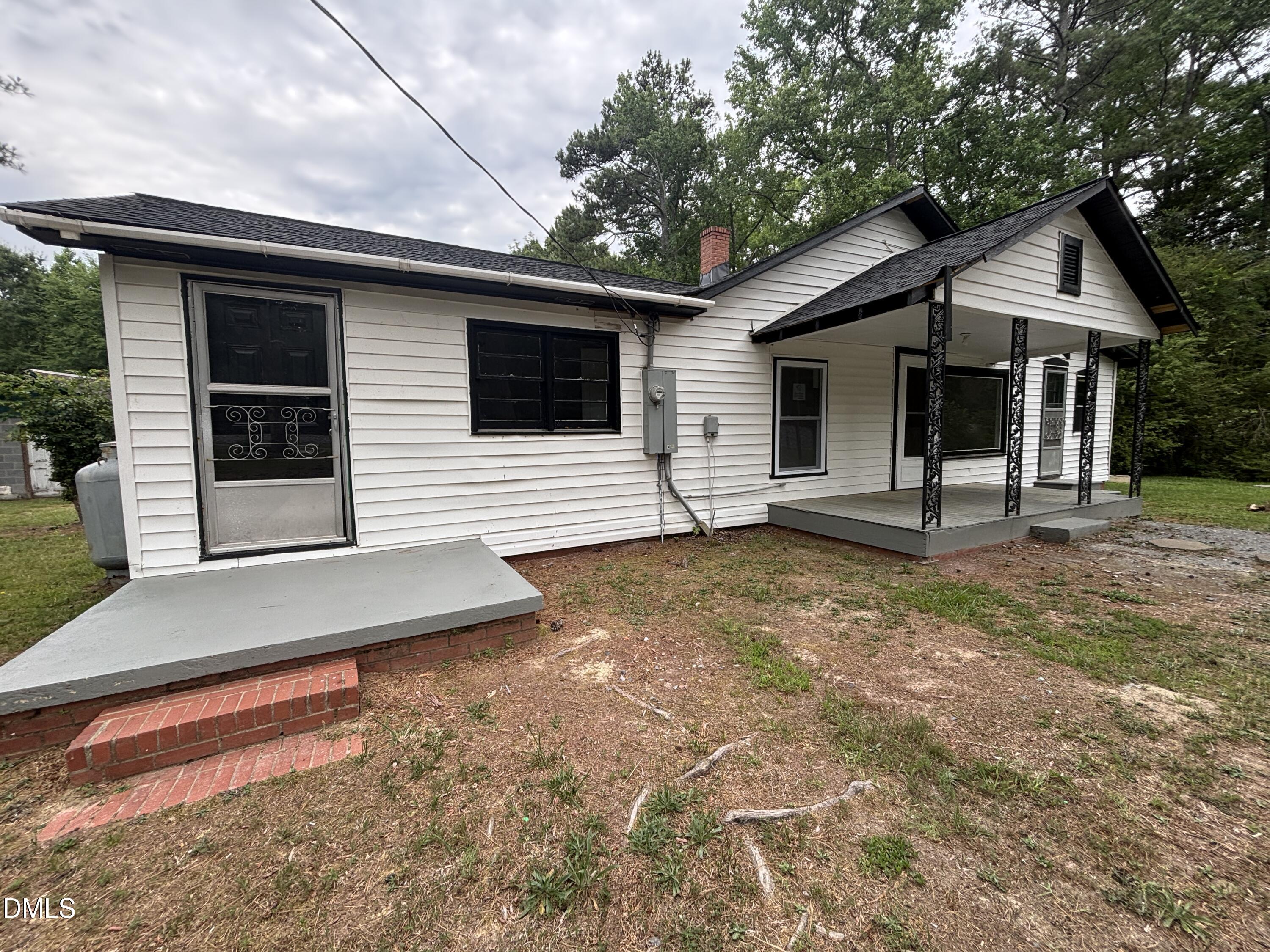 87 Robert Thompson Road Property Photo 1