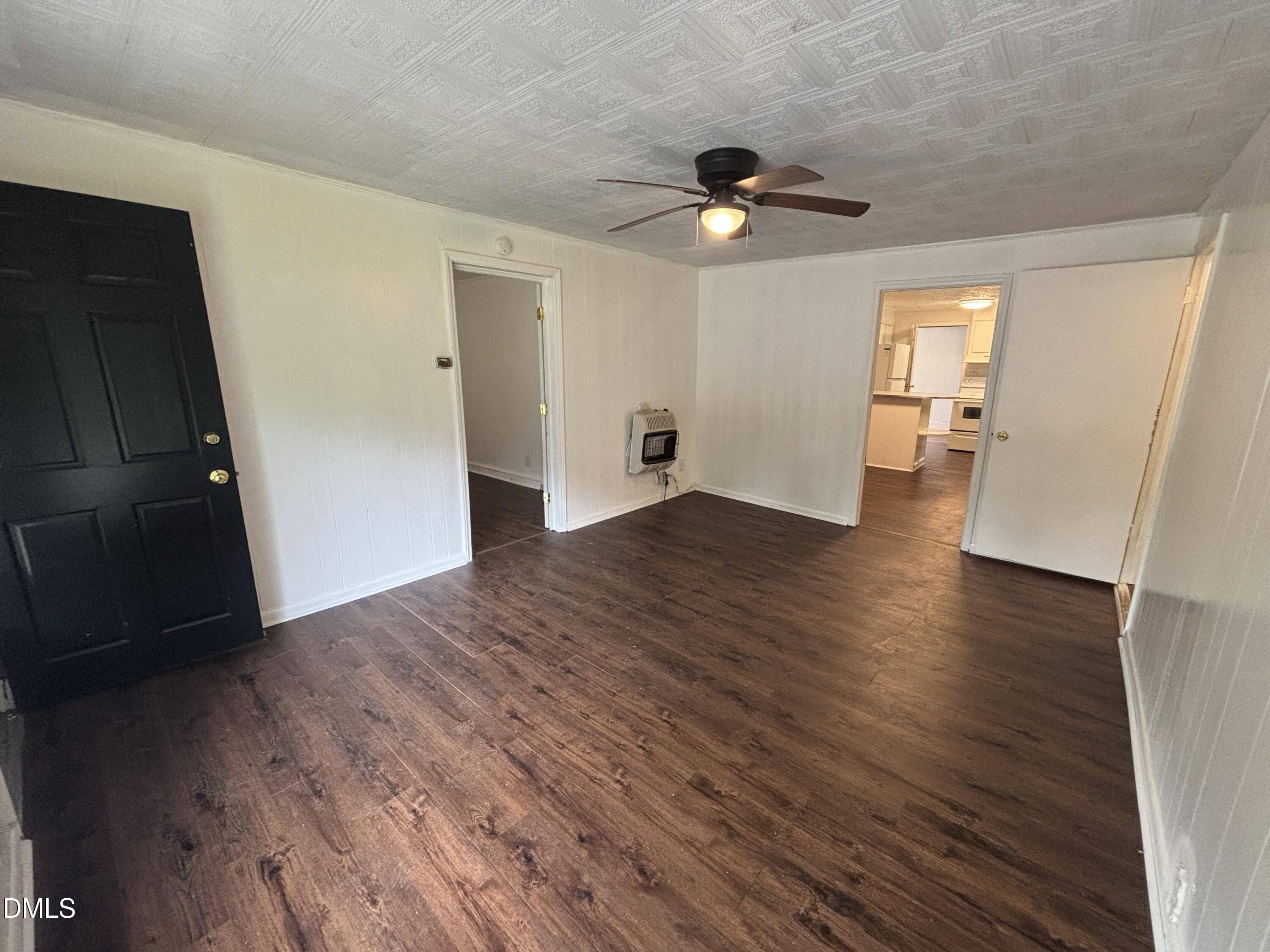 87 Robert Thompson Road Property Photo 2