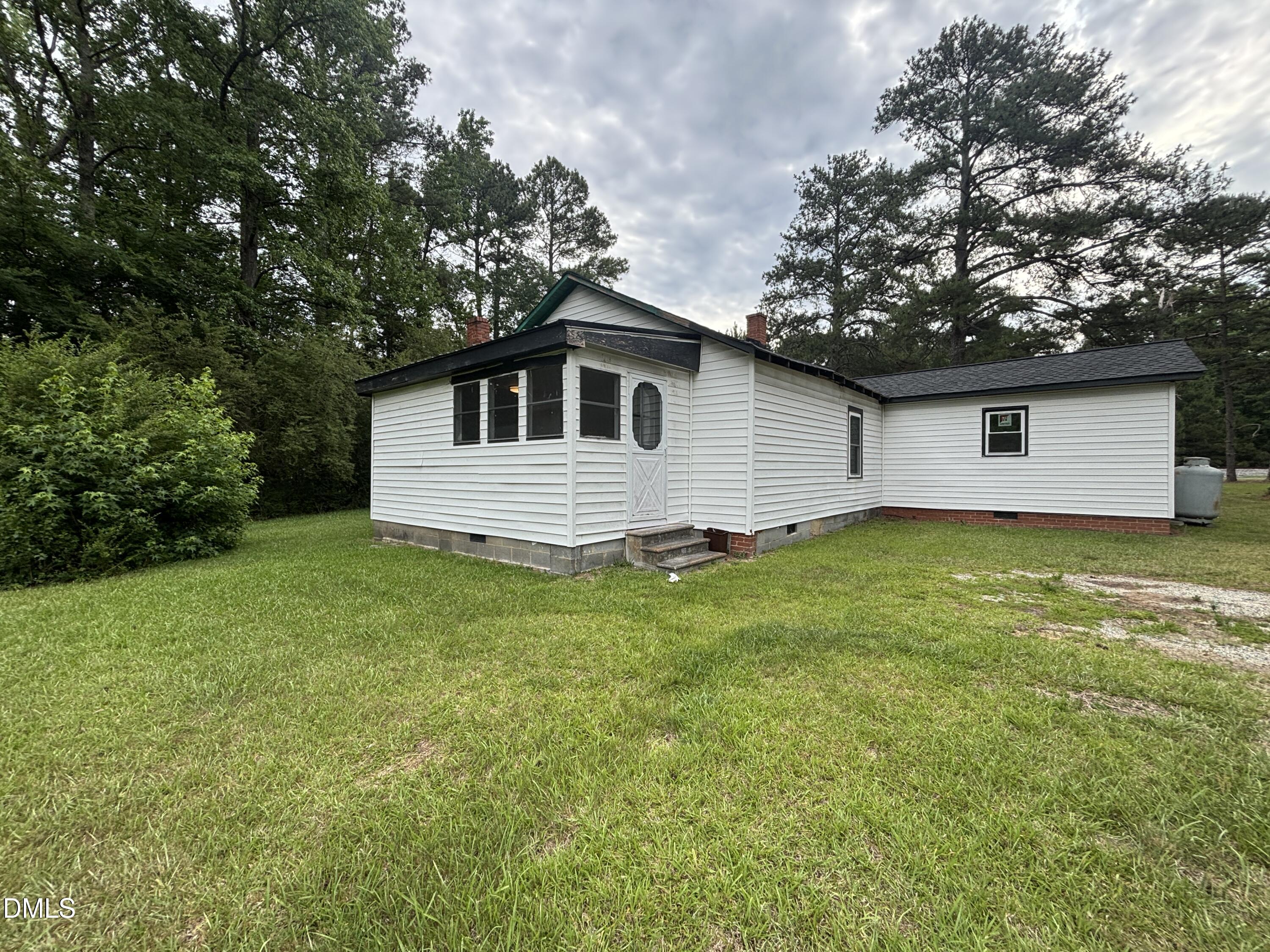 87 Robert Thompson Road Property Photo 8