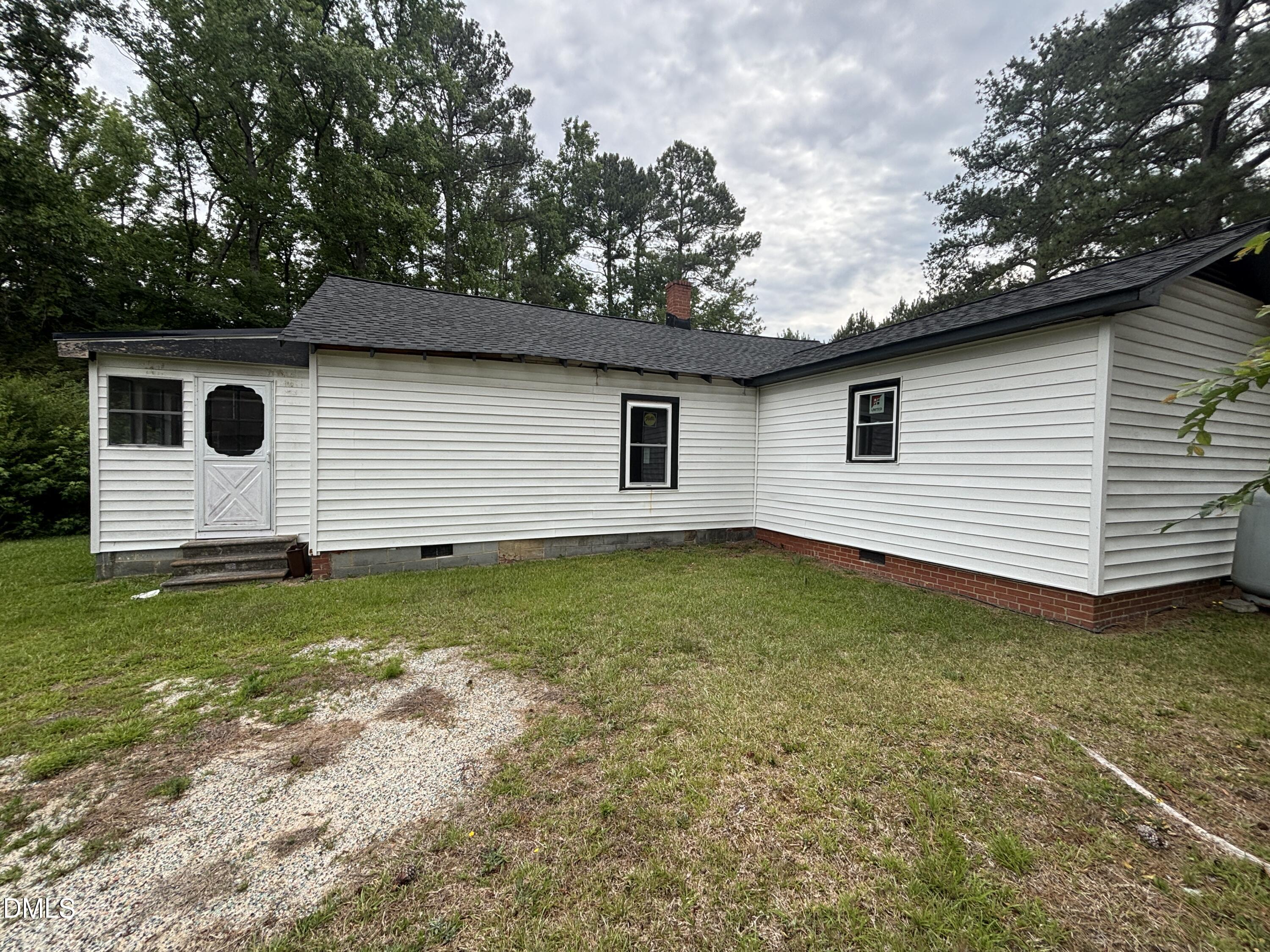 87 Robert Thompson Road Property Photo 9
