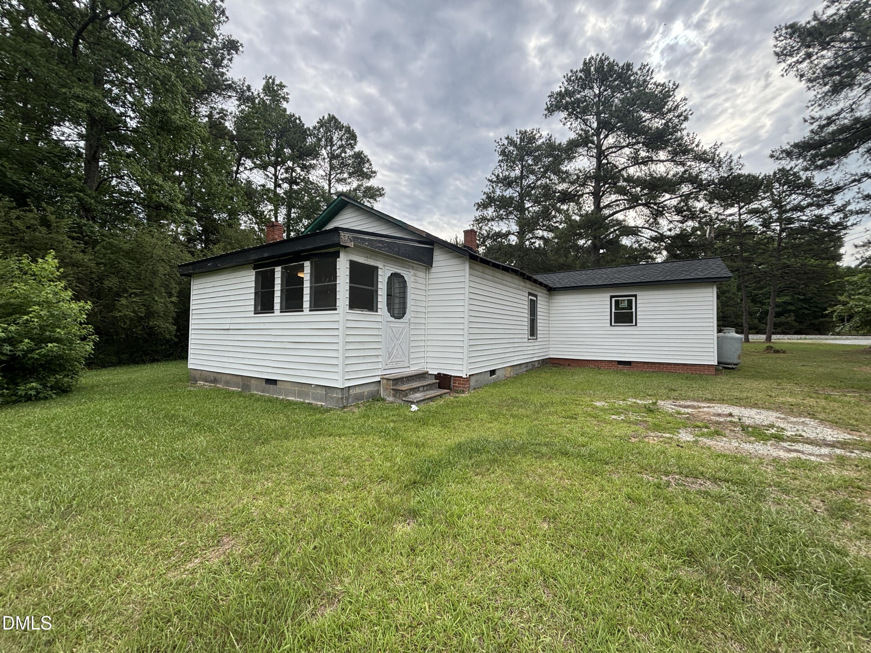 87 Robert Thompson Road Property Photo 10