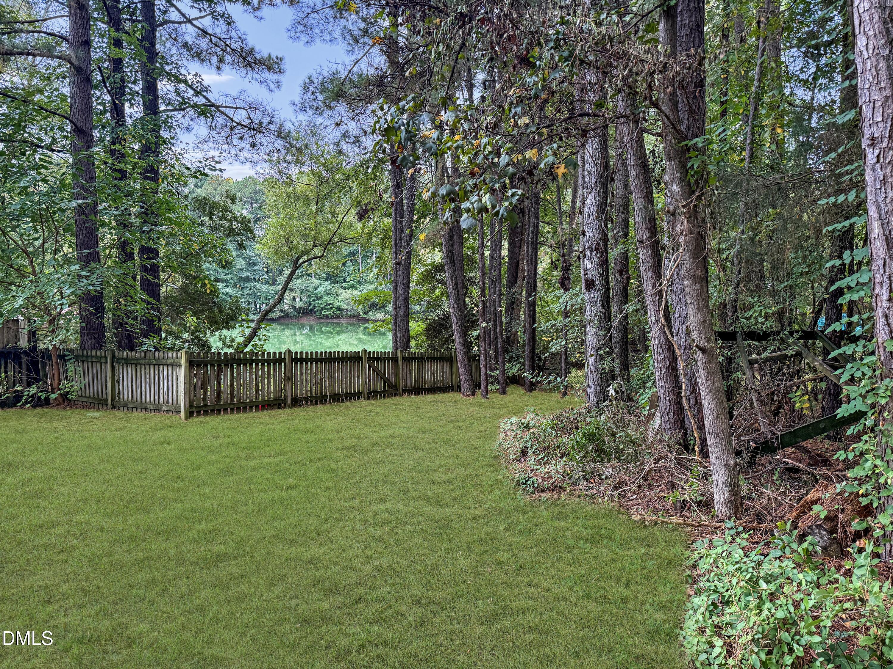 904 Oakwater Drive Property Photo 1