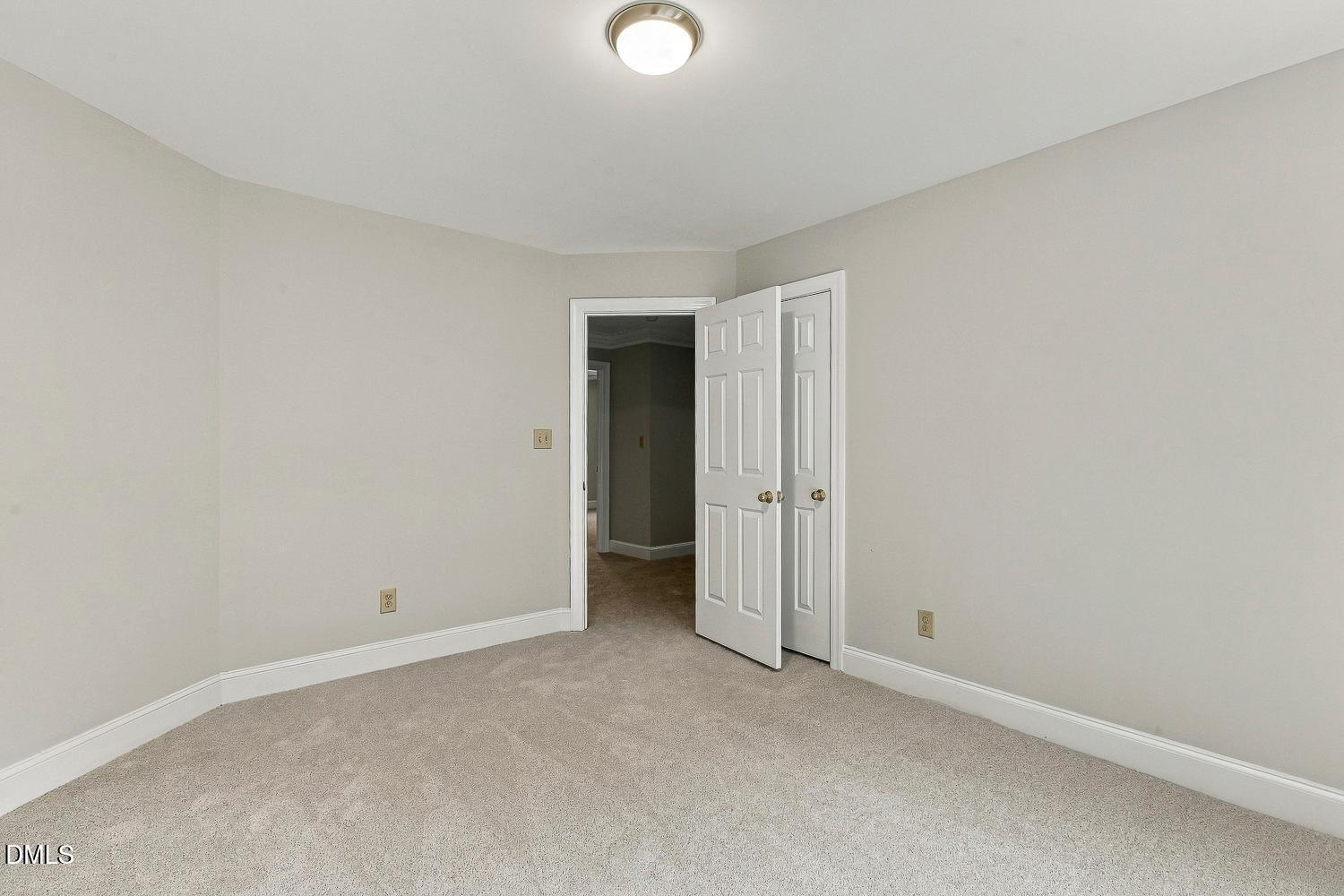 102 Steep Bank Drive Property Photo 39