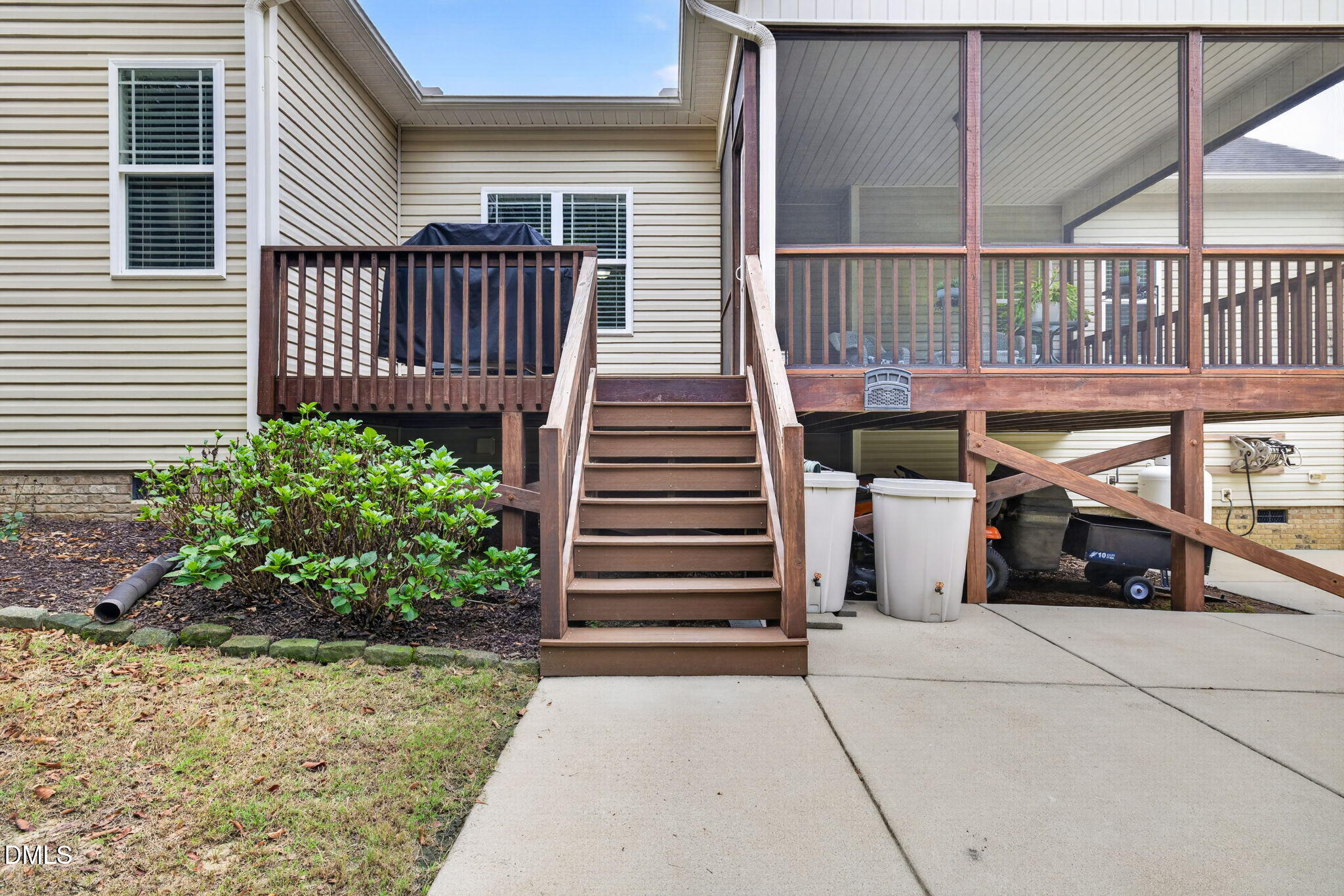 198 Carriage Creek Drive Property Photo 25