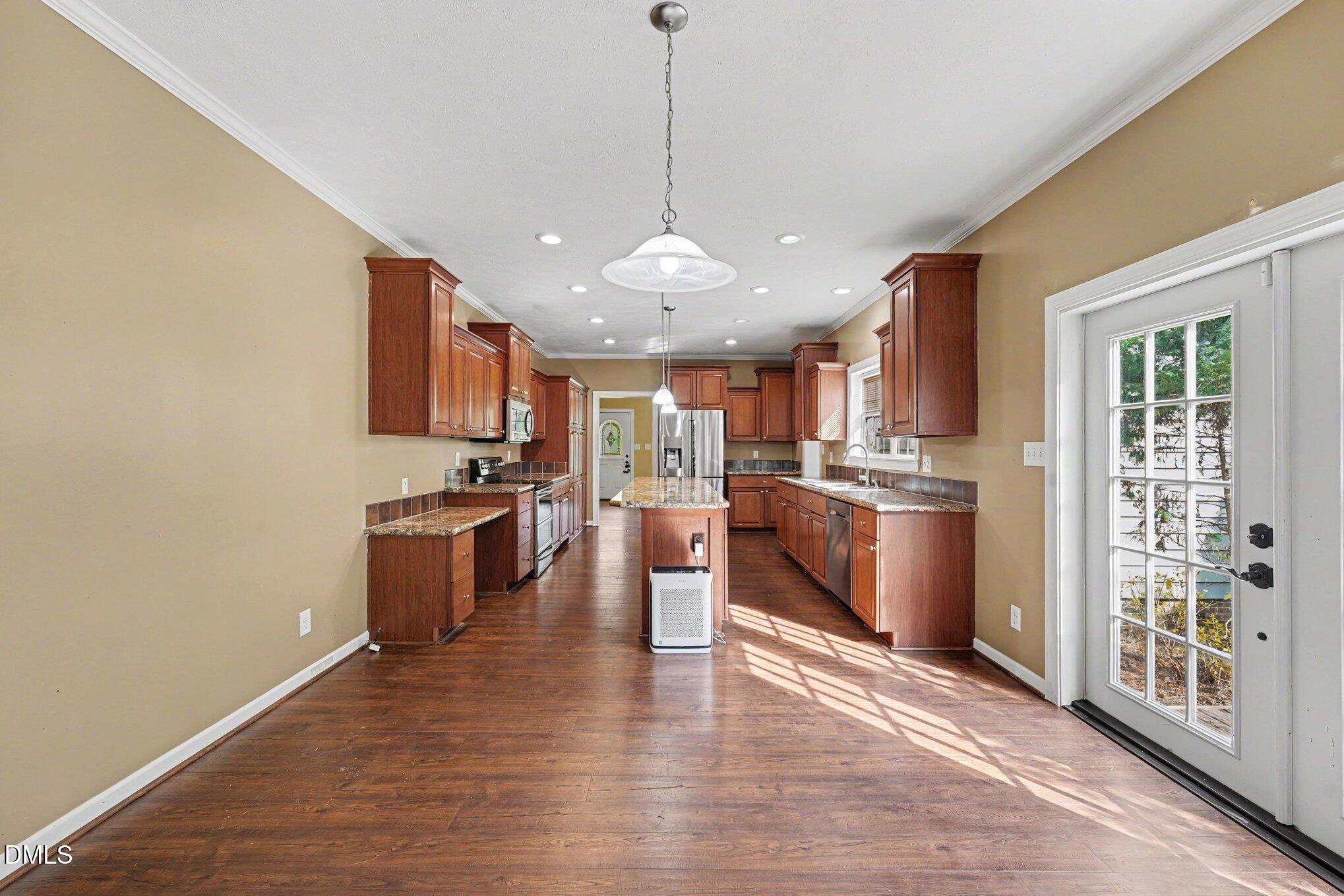 2430 Hoffman Road Property Photo 18