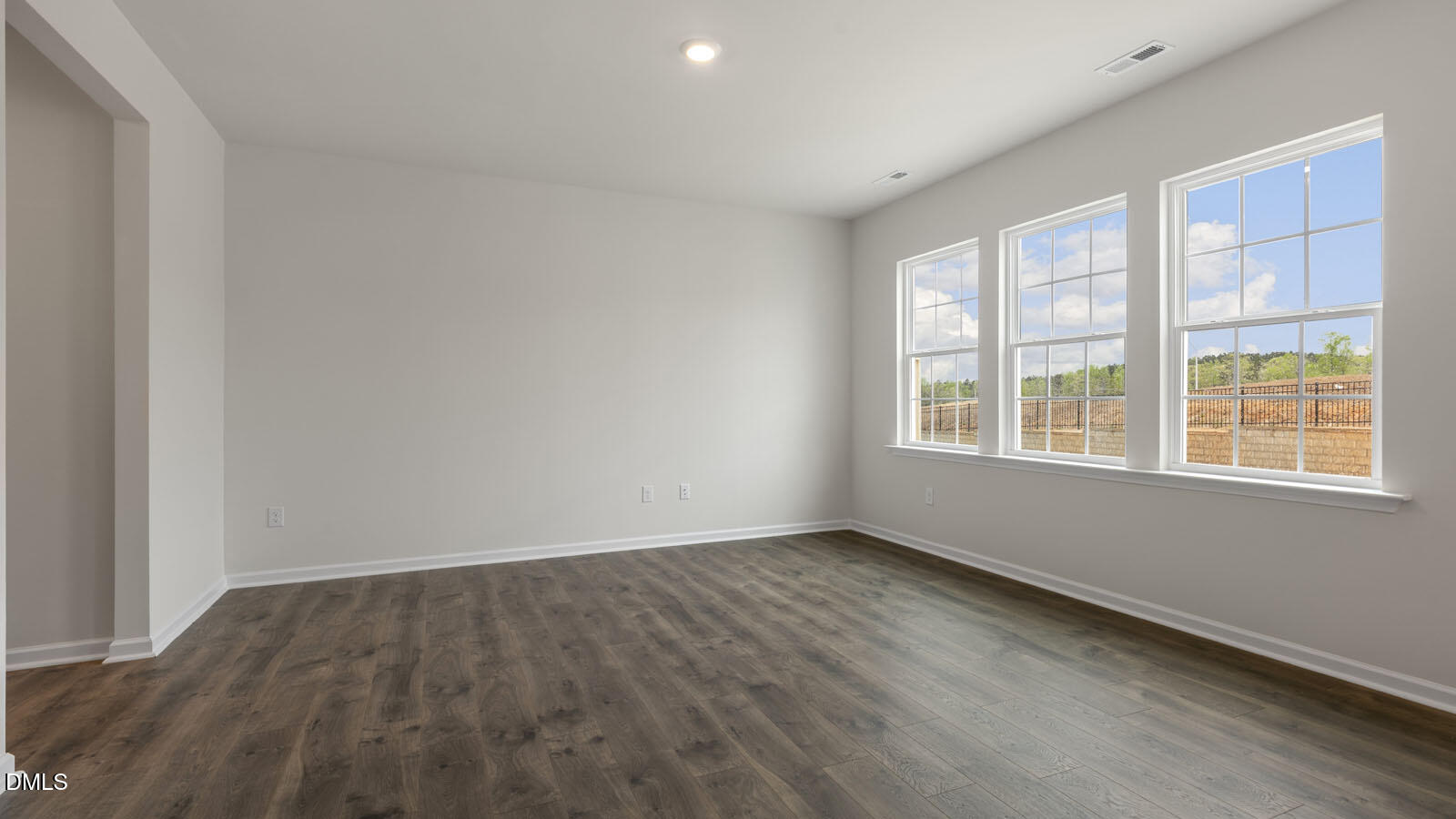 322 Chapel Street Property Photo 8