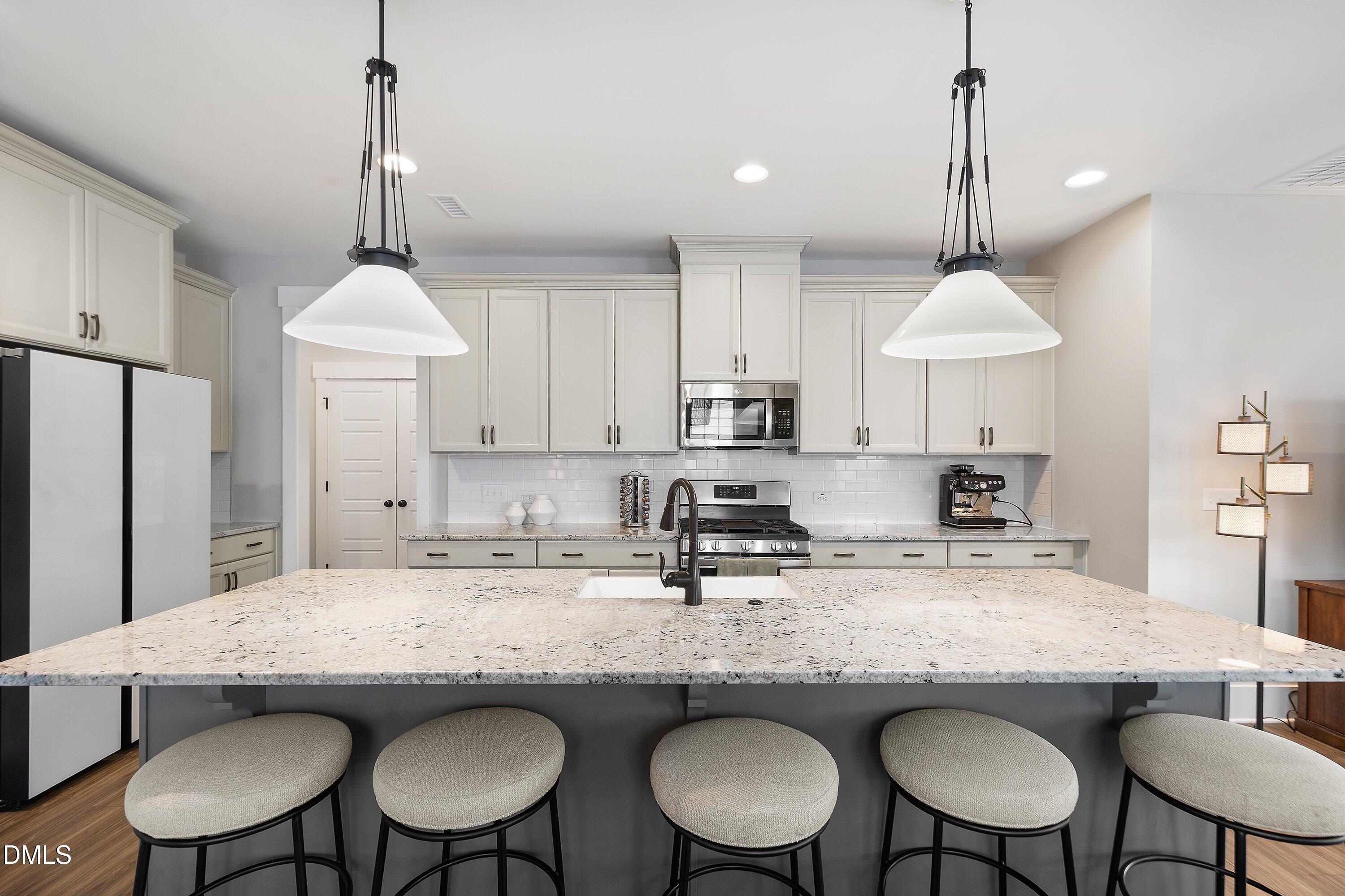 1307 Ashcliff Lane Property Photo 6