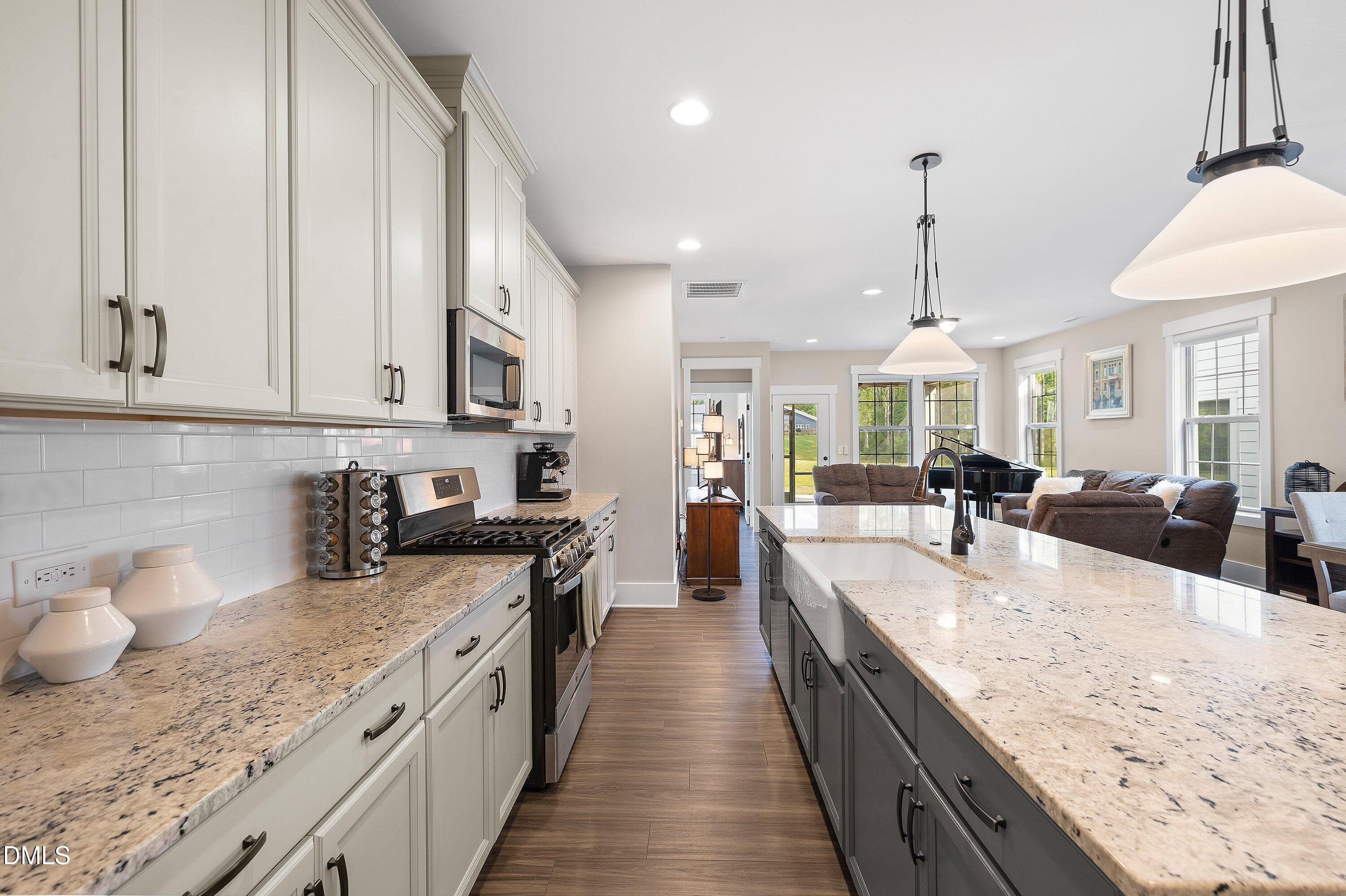 1307 Ashcliff Lane Property Photo 8