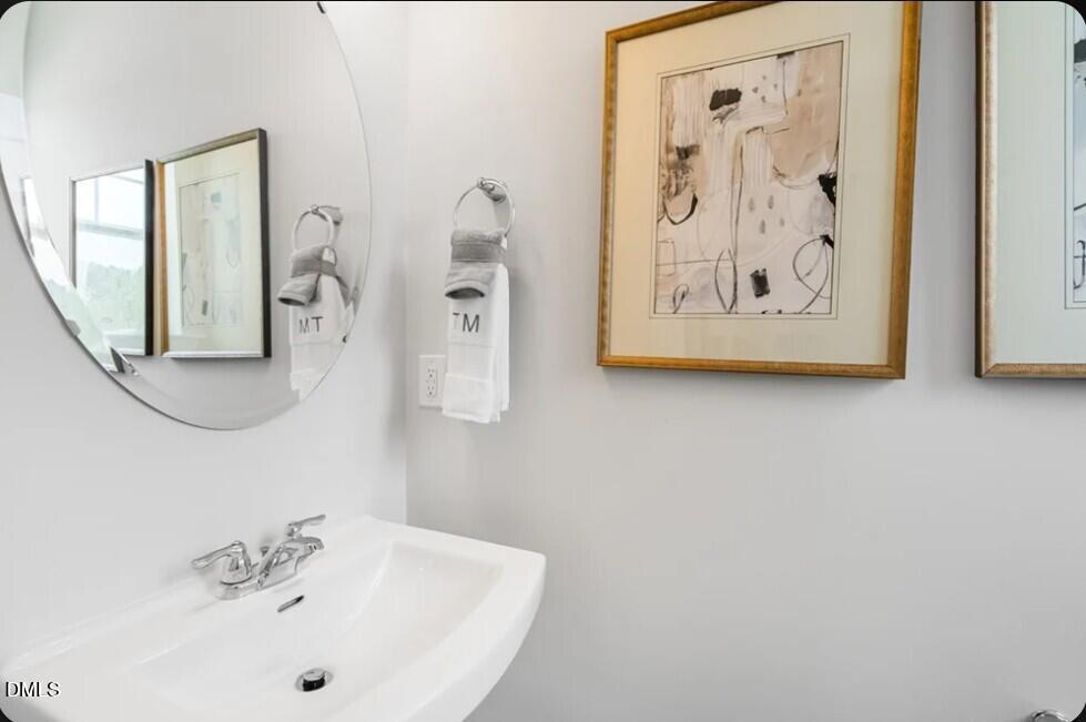 2703 Middlewick Place Property Photo 15
