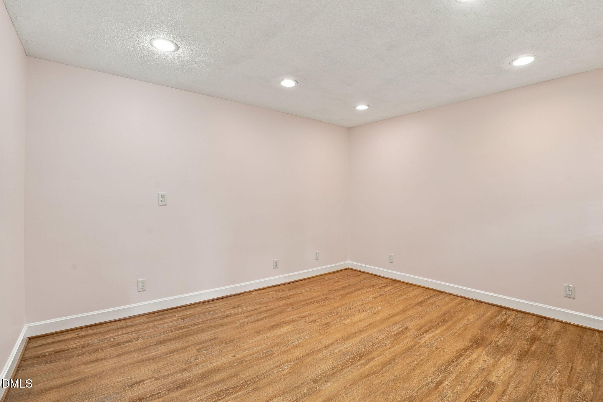 7211 Walter Drive Property Photo 9