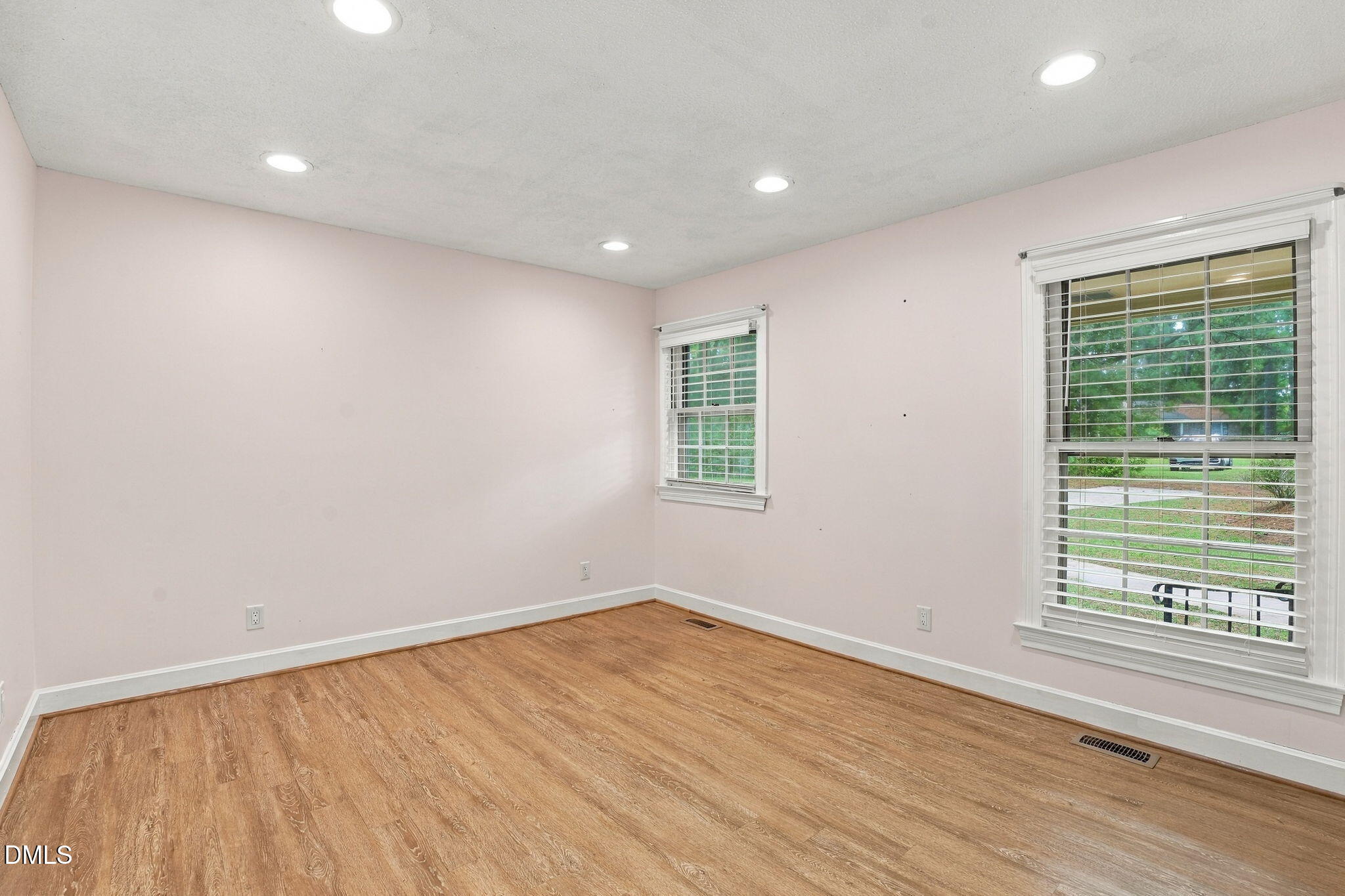7211 Walter Drive Property Photo 11