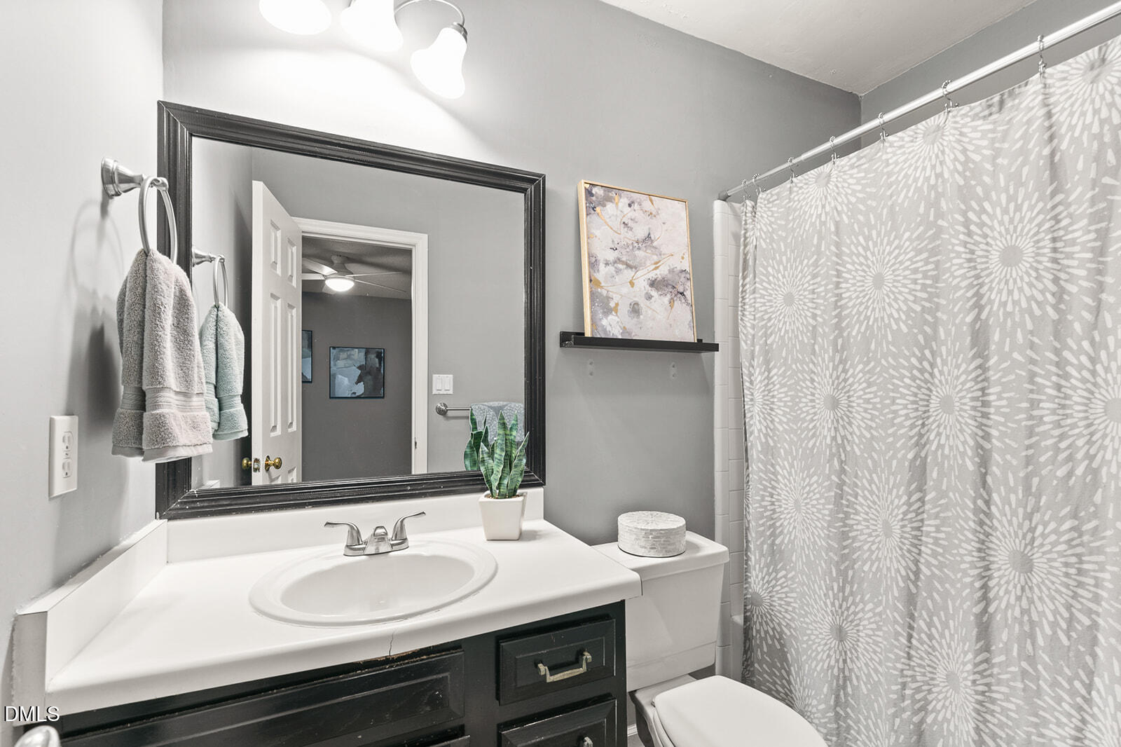 6500 English Oaks Drive Property Photo 8