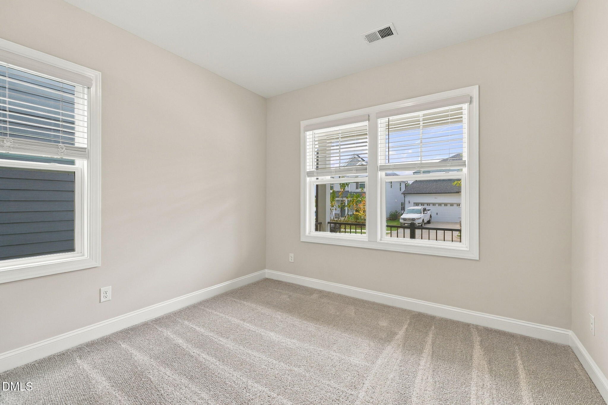1020 Bostonian Drive Property Photo 7