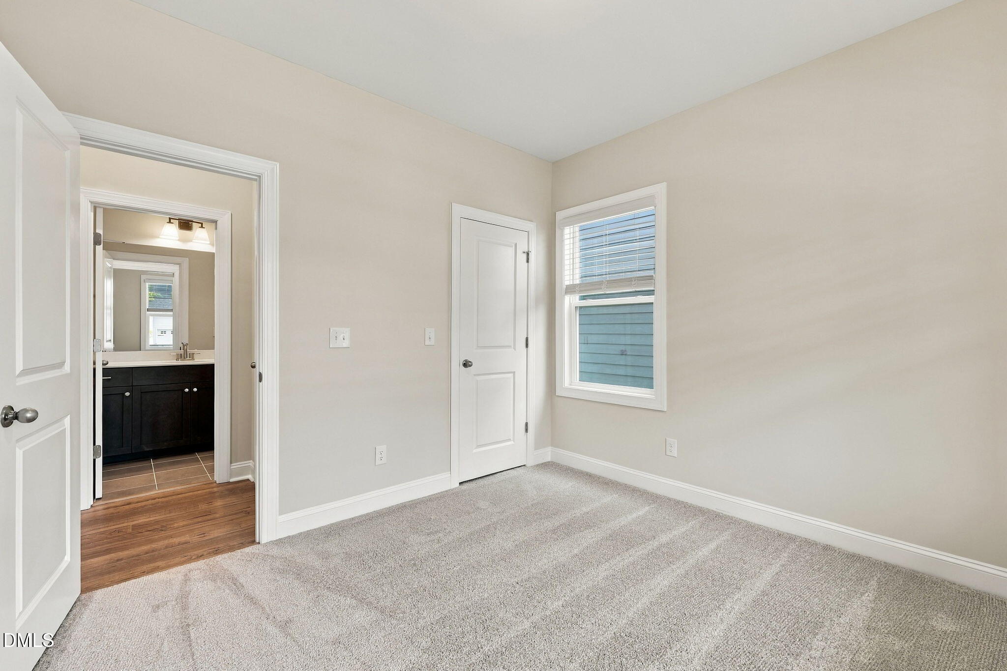 1020 Bostonian Drive Property Photo 8
