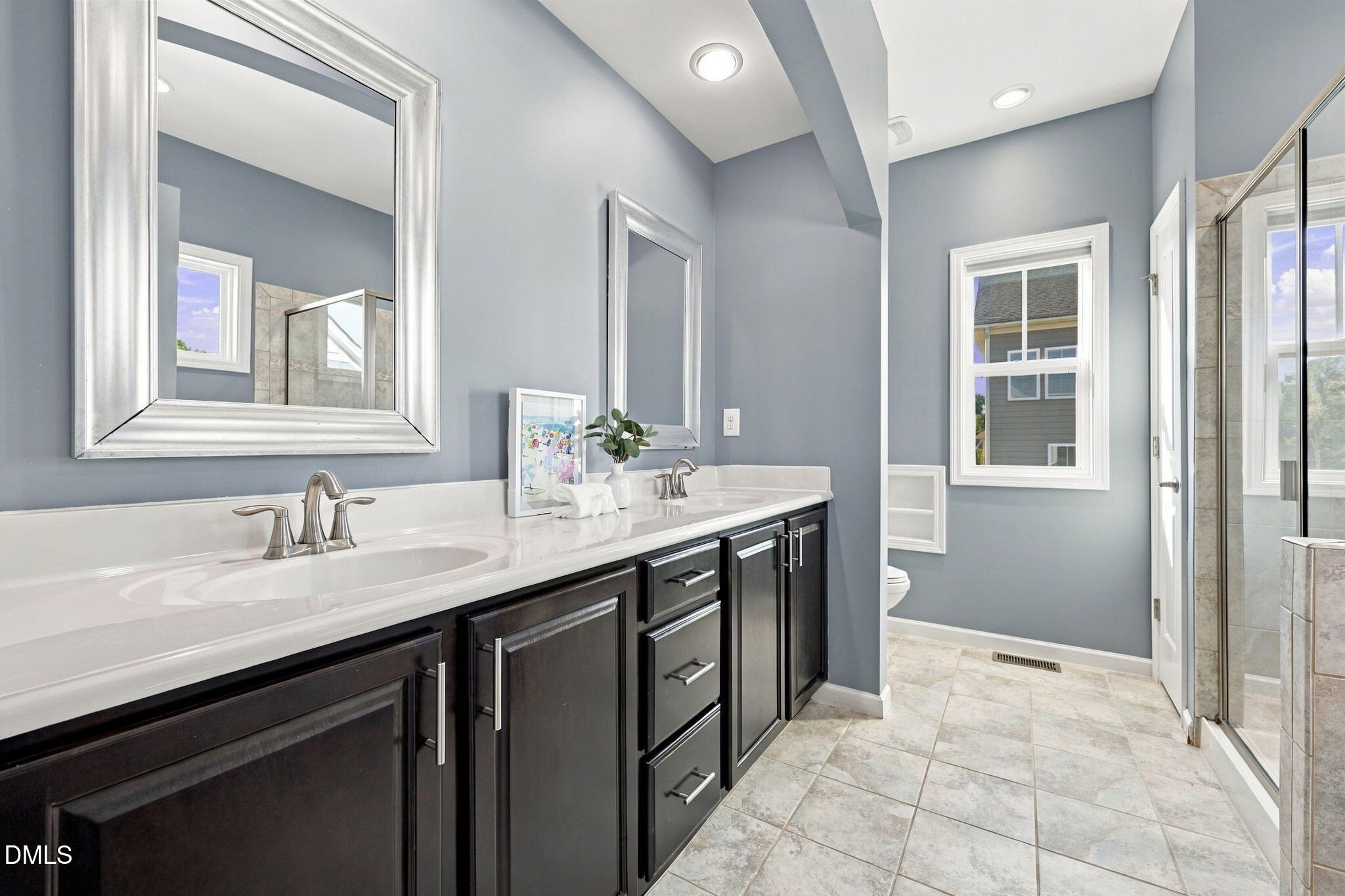 1513 Fullerton Place Property Photo 25