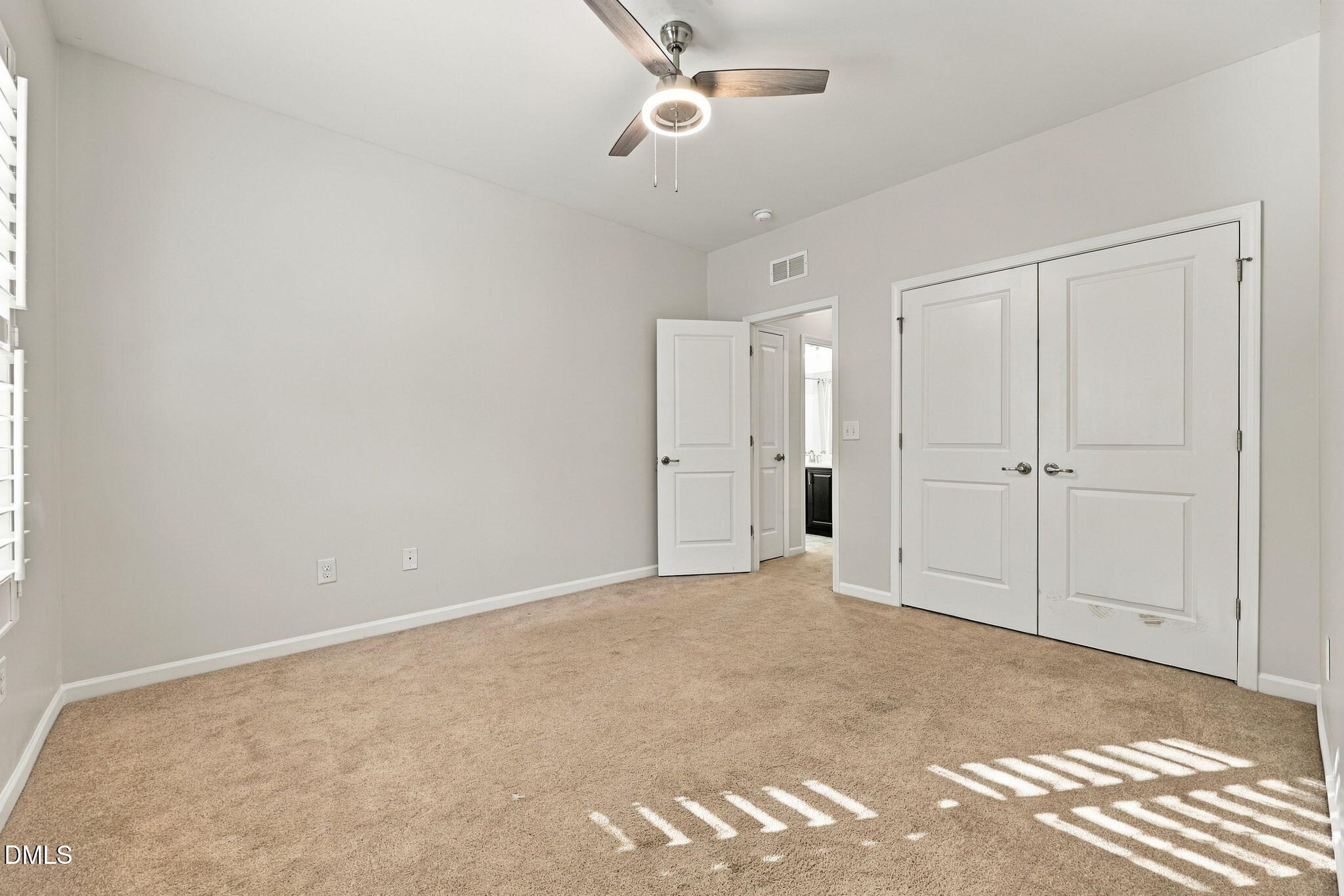 1513 Fullerton Place Property Photo 33