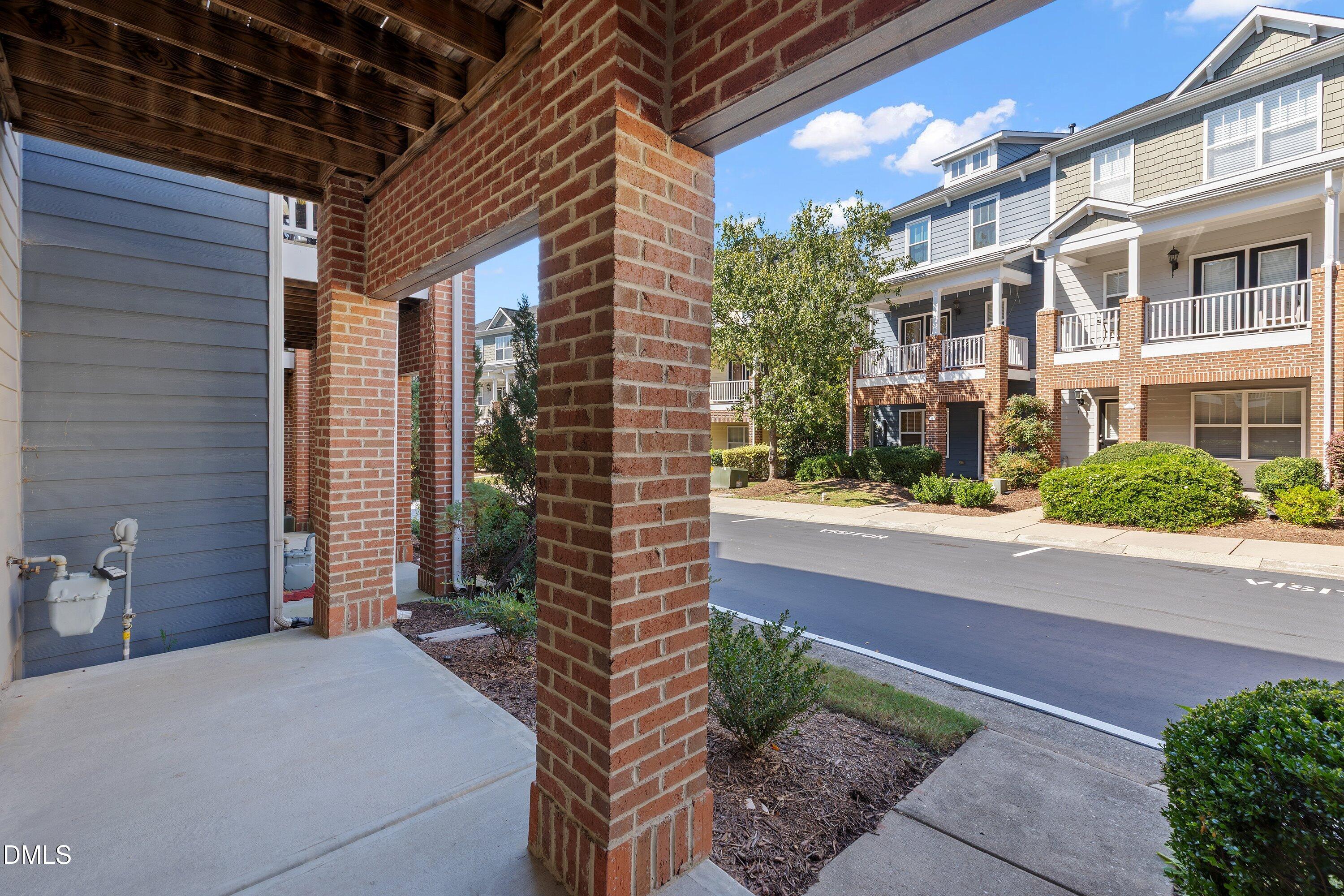 329 Kinellan Lane Property Photo 6