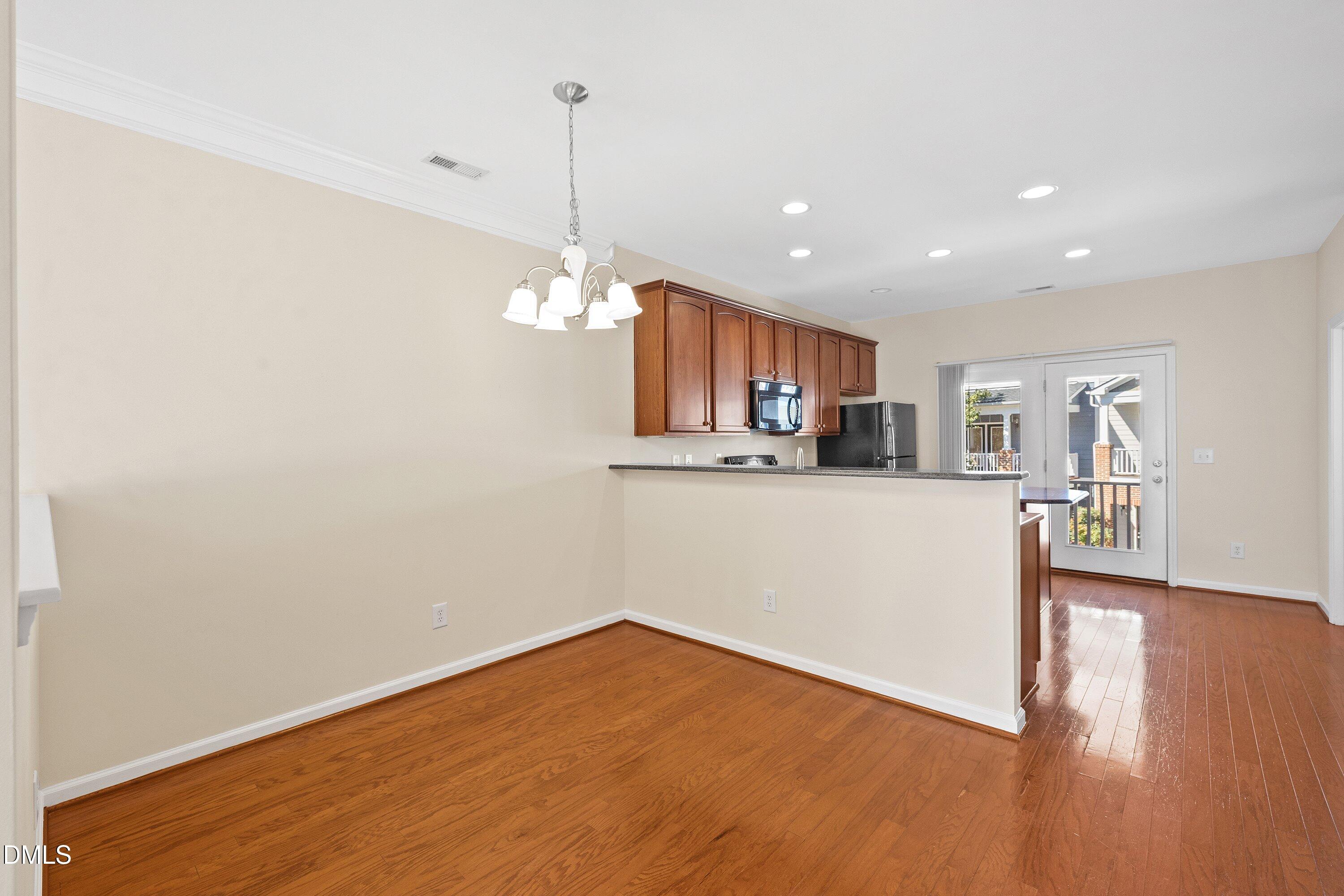 329 Kinellan Lane Property Photo 16