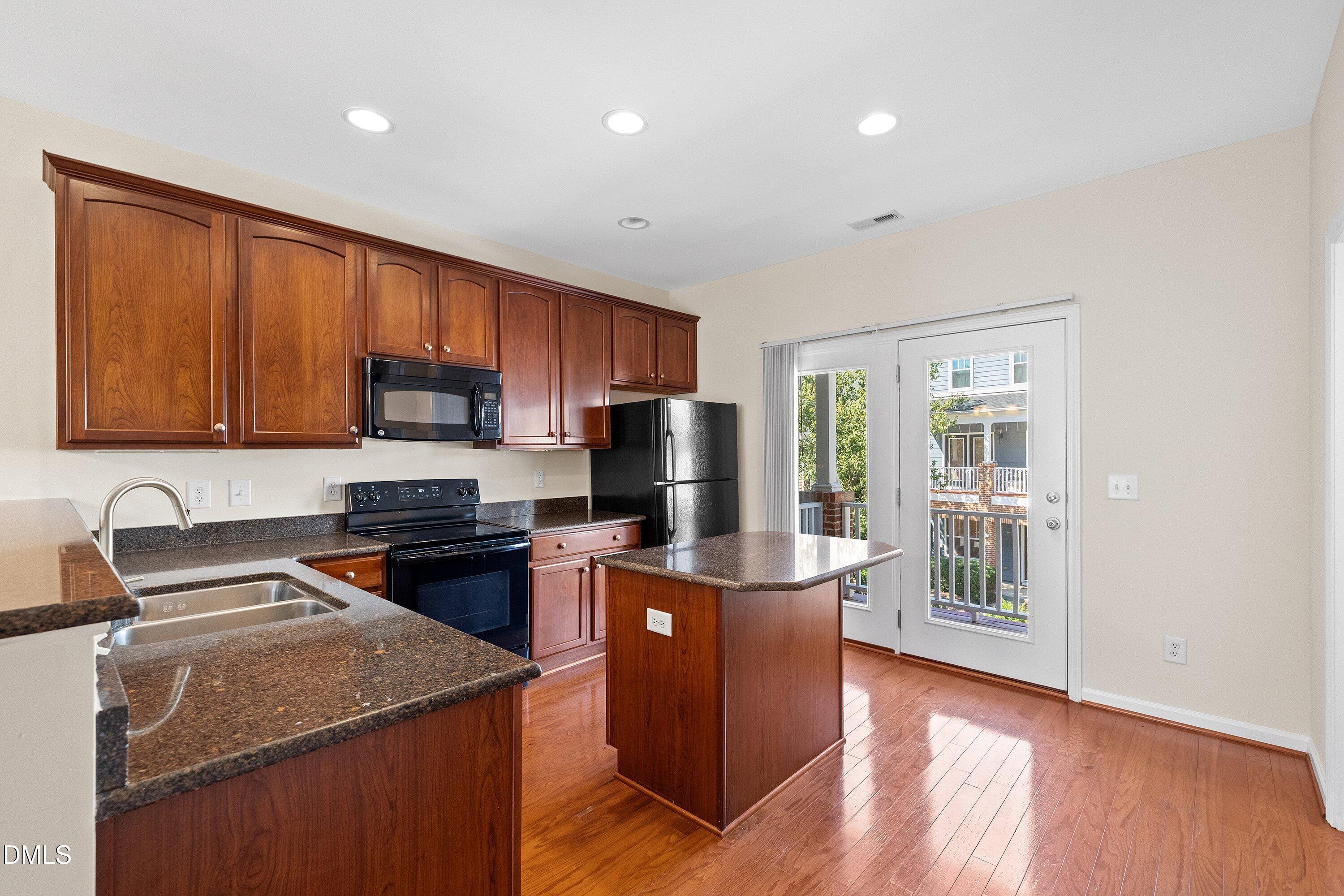 329 Kinellan Lane Property Photo 18