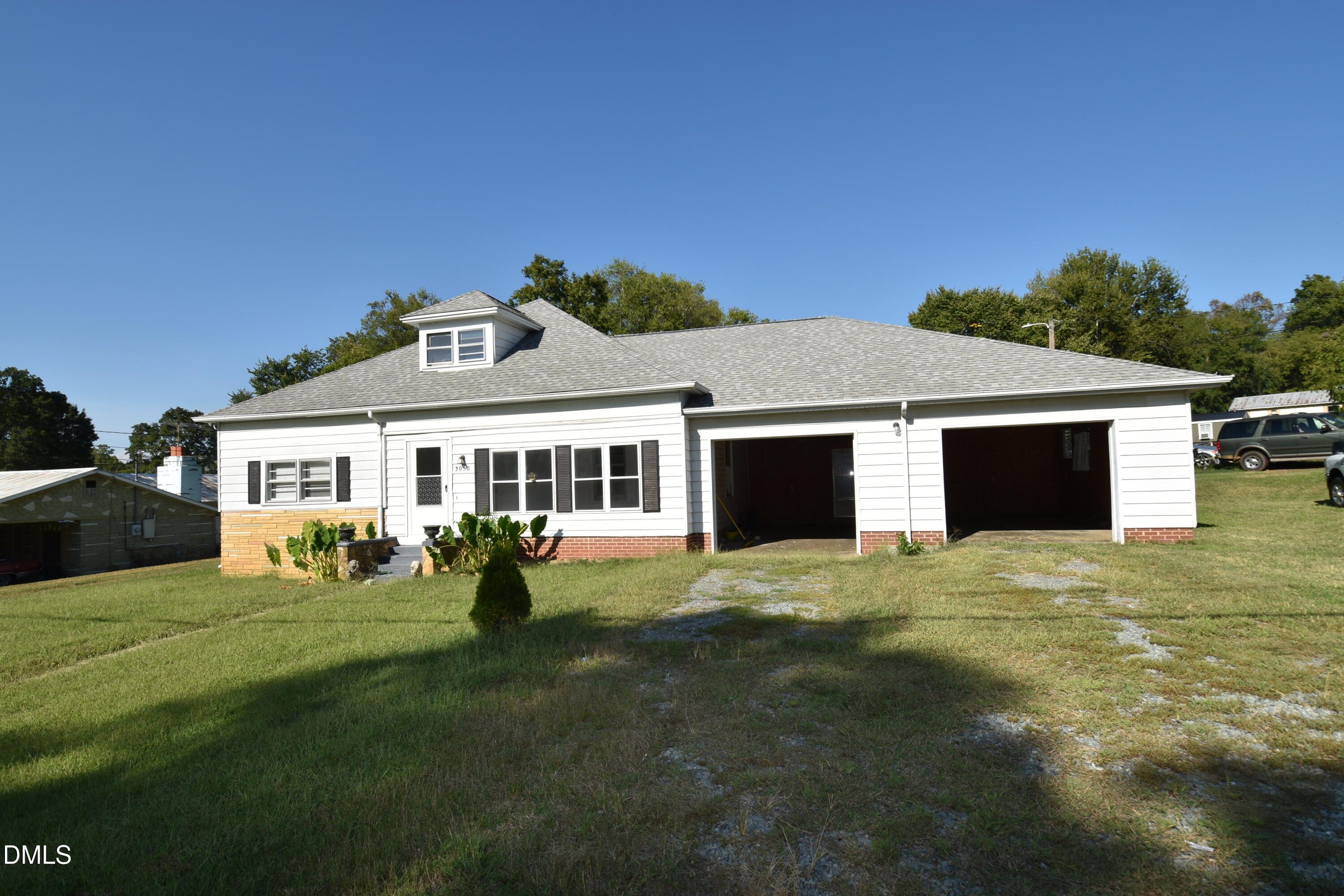 3050 Swepsonville-saxapahaw Road Property Photo 2