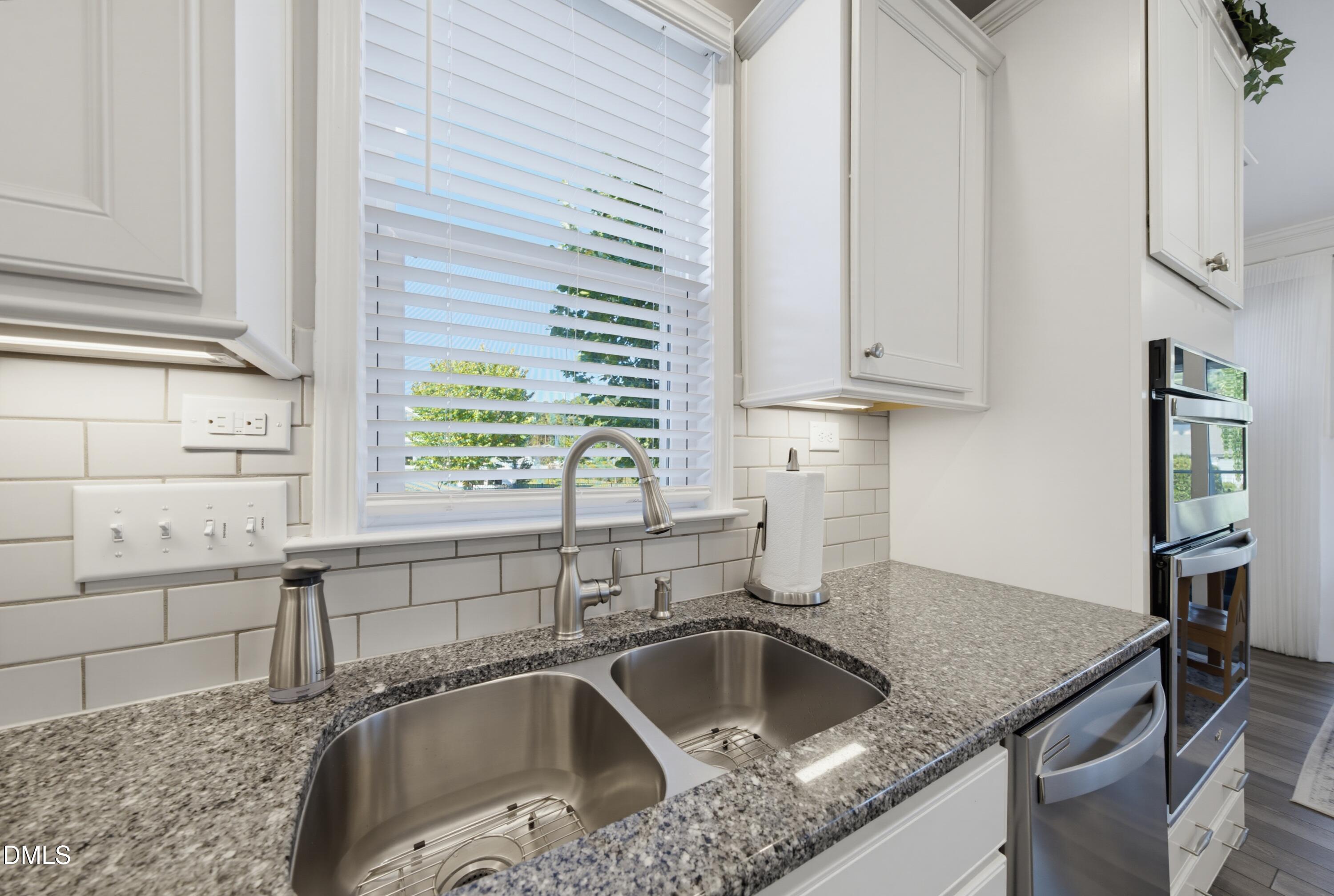 2545 Collection Court Property Photo 12