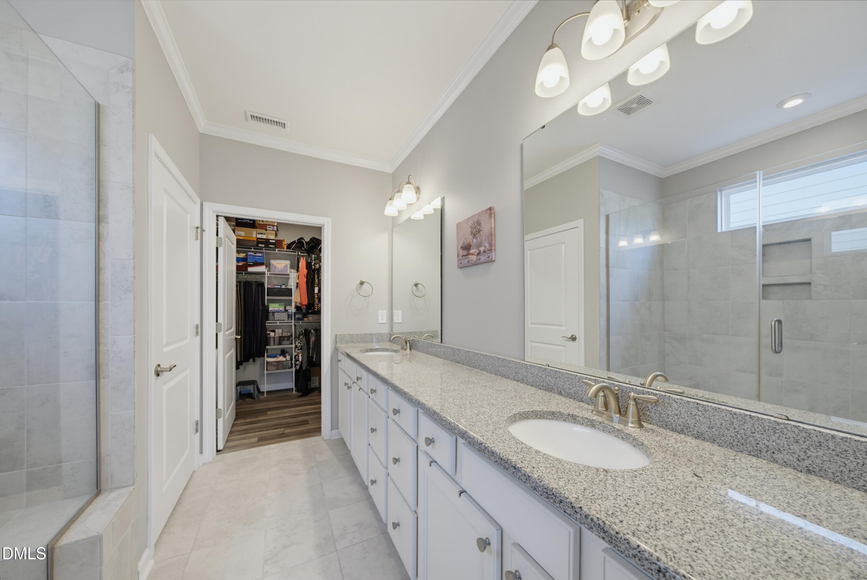 2545 Collection Court Property Photo 24