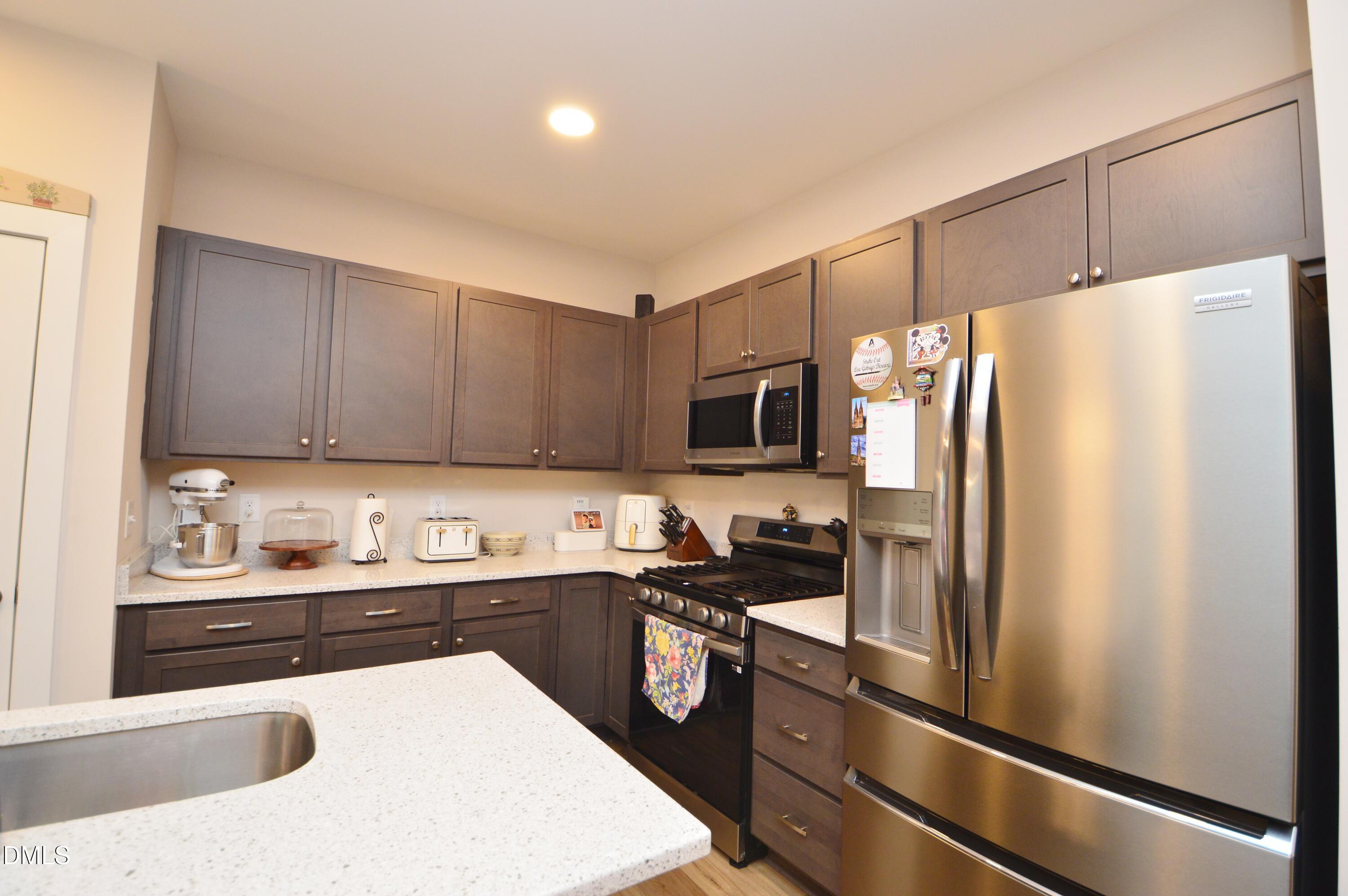 823 Pryor Street Property Photo 10